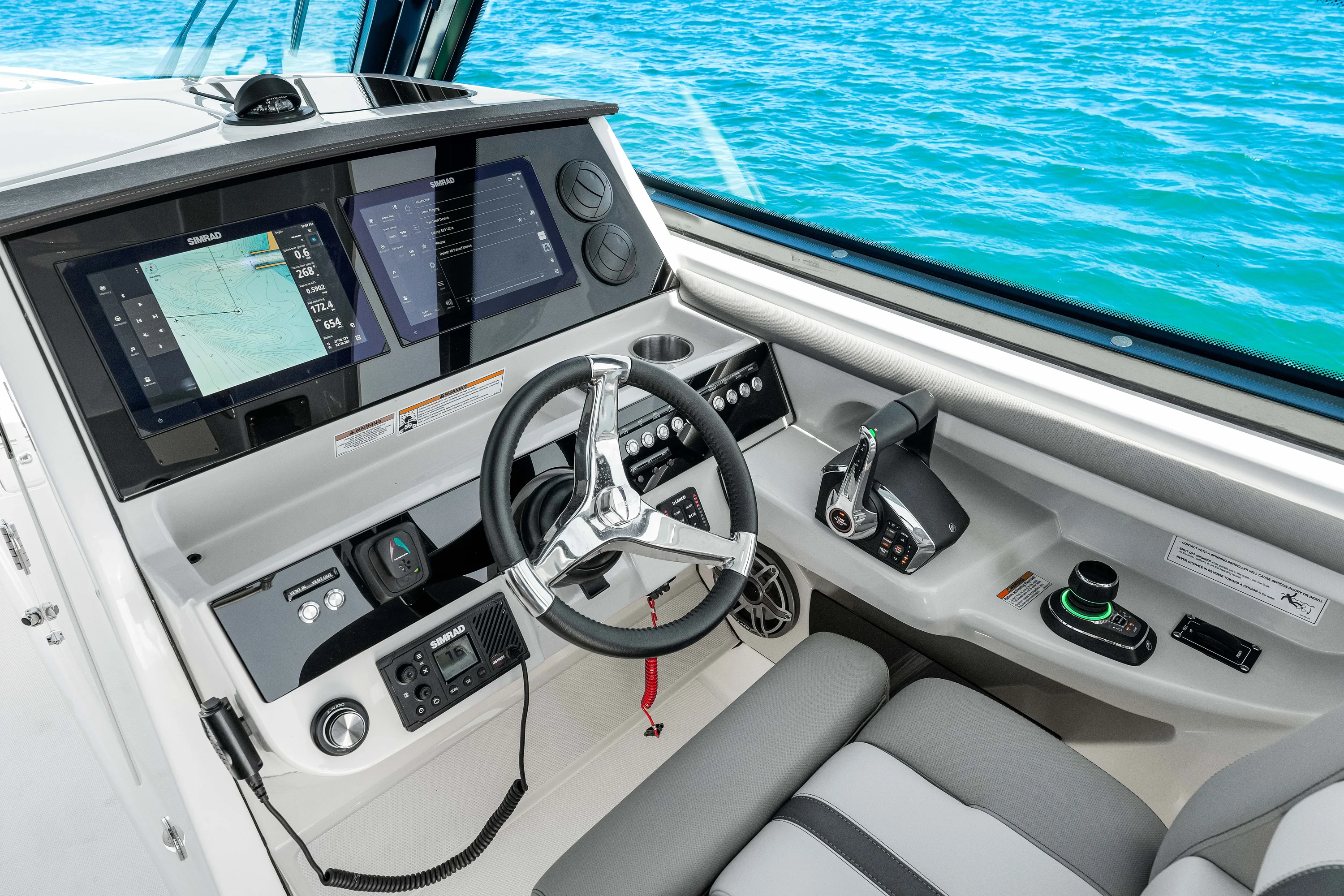 2026 Boston Whaler 330 Vantage Image Thumbnail #34