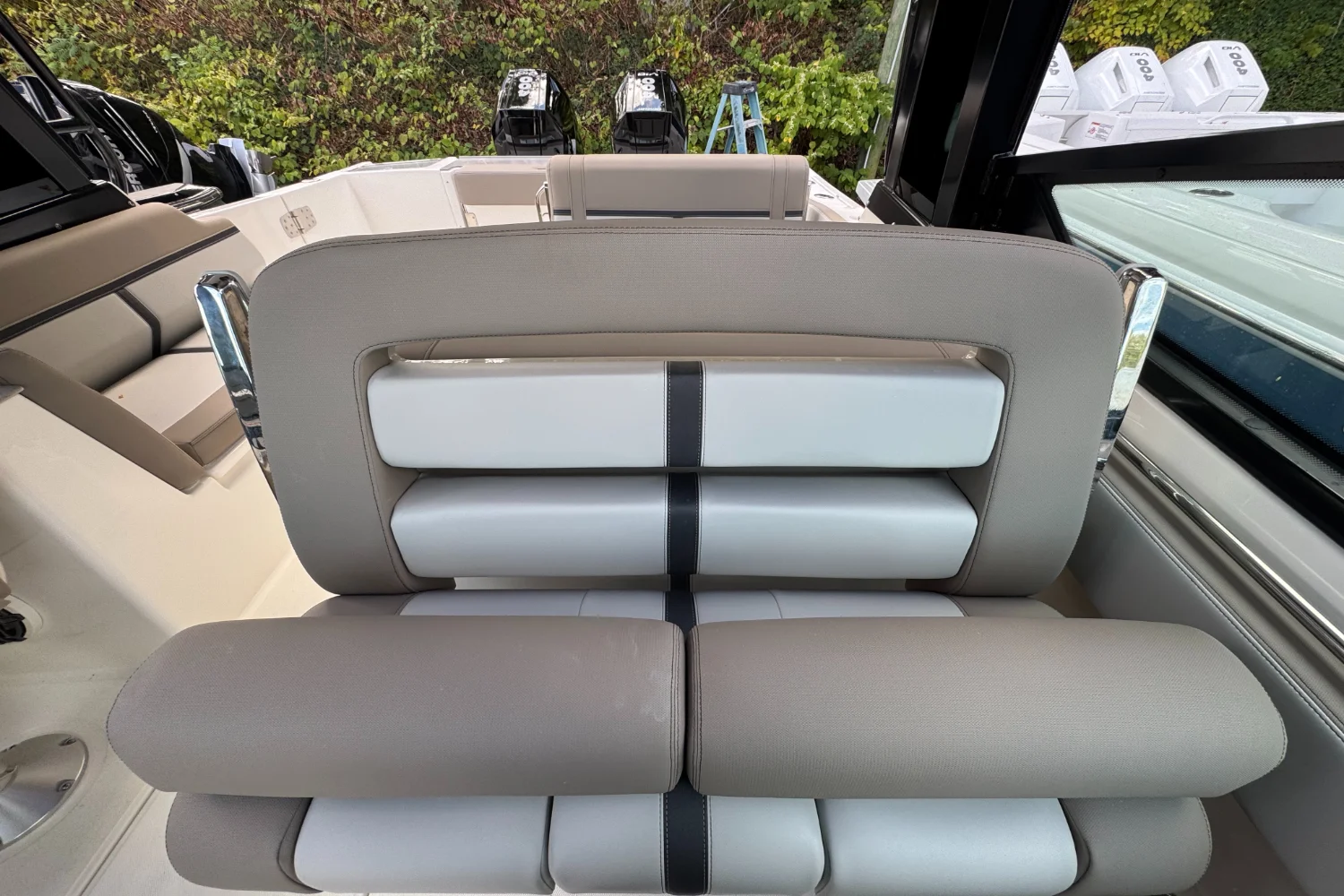 2026 Boston Whaler 330 Vantage Image Thumbnail #13