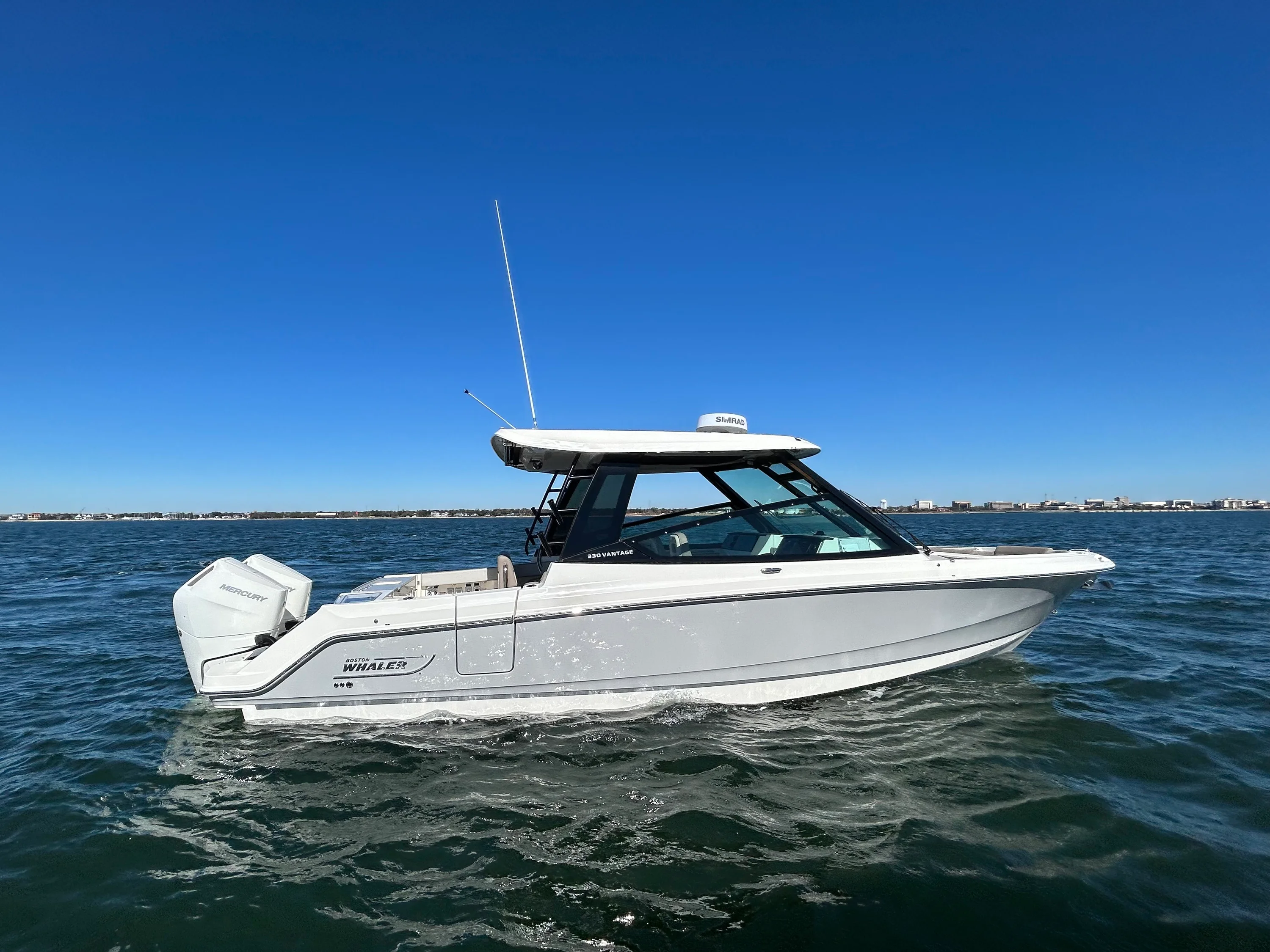 2026 Boston Whaler 330 Vantage Image Thumbnail #3