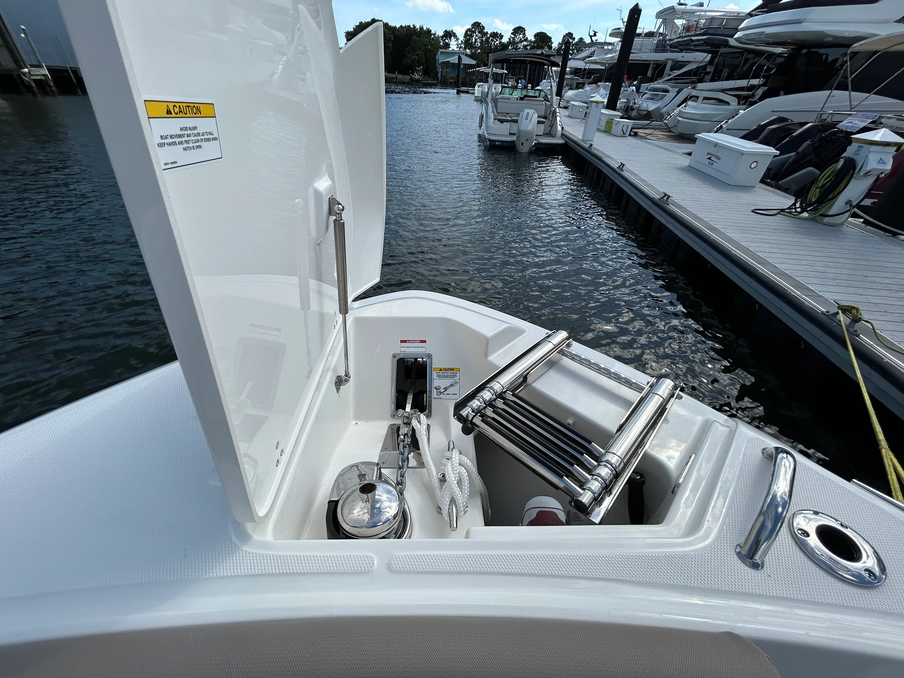 2026 Boston Whaler 330 Vantage Image Thumbnail #31