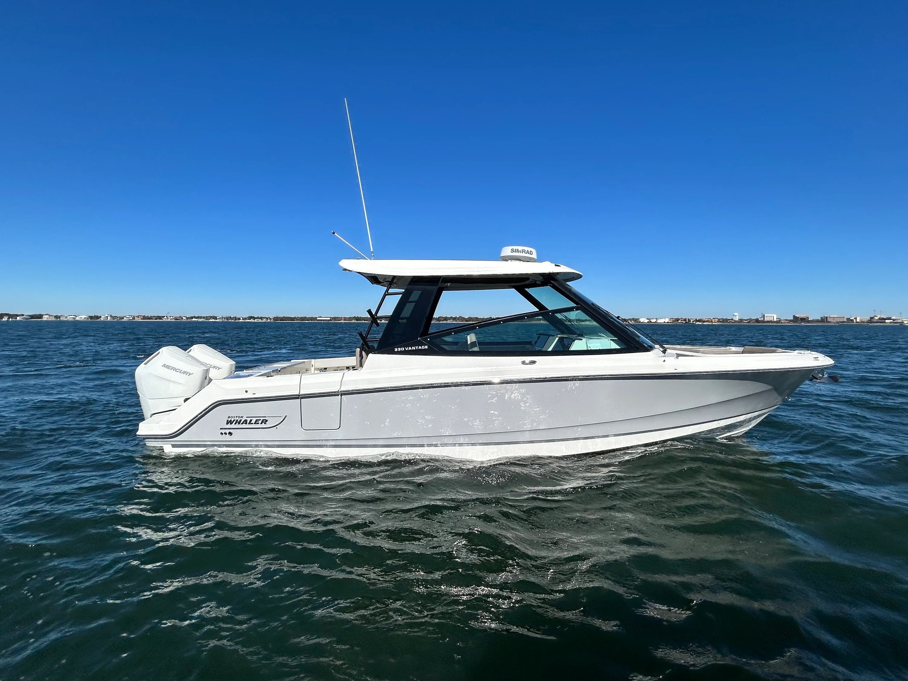 2026 Boston Whaler 330 Vantage Image Thumbnail #2