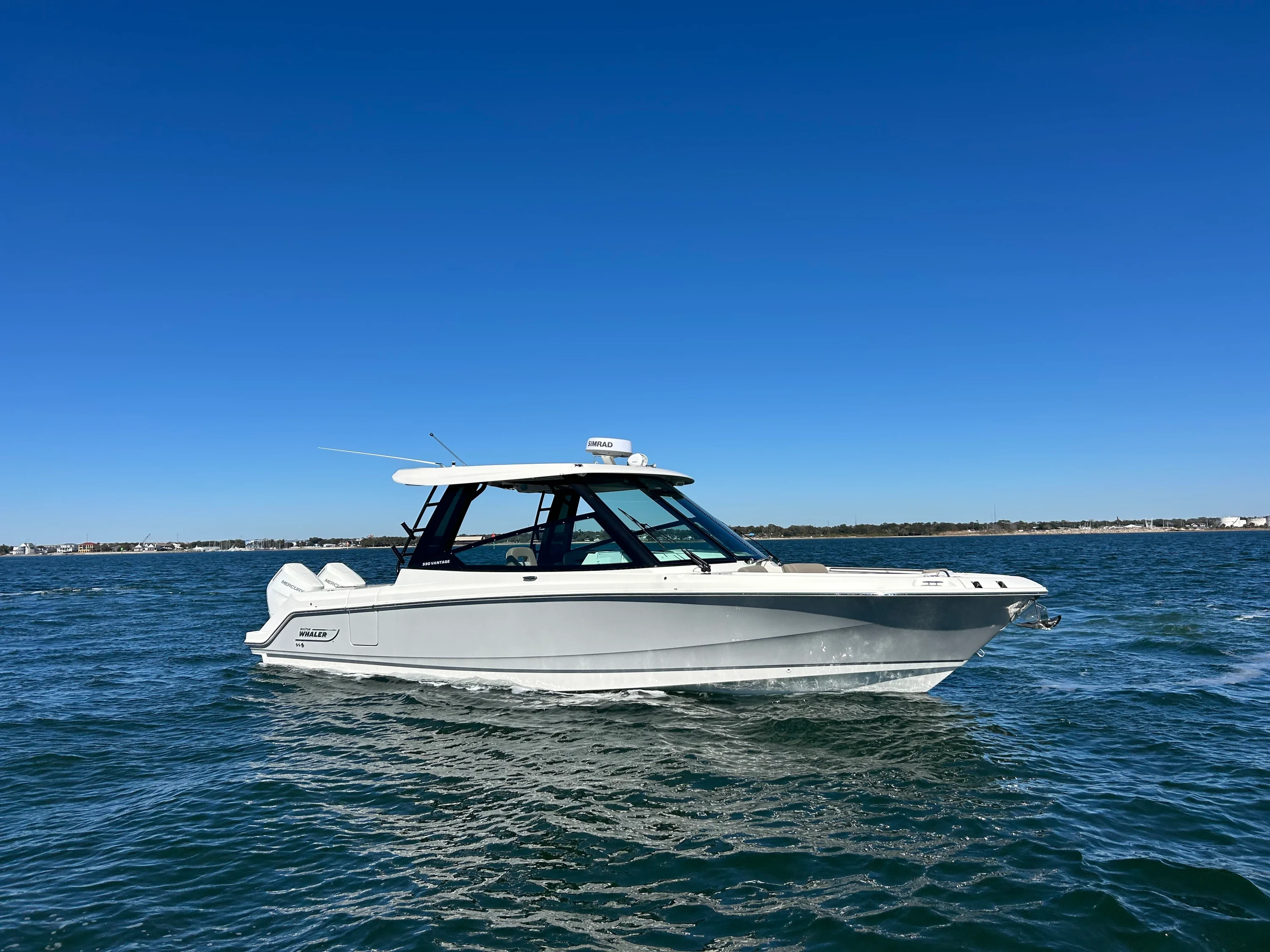 2026 Boston Whaler 330 Vantage Image Thumbnail #10