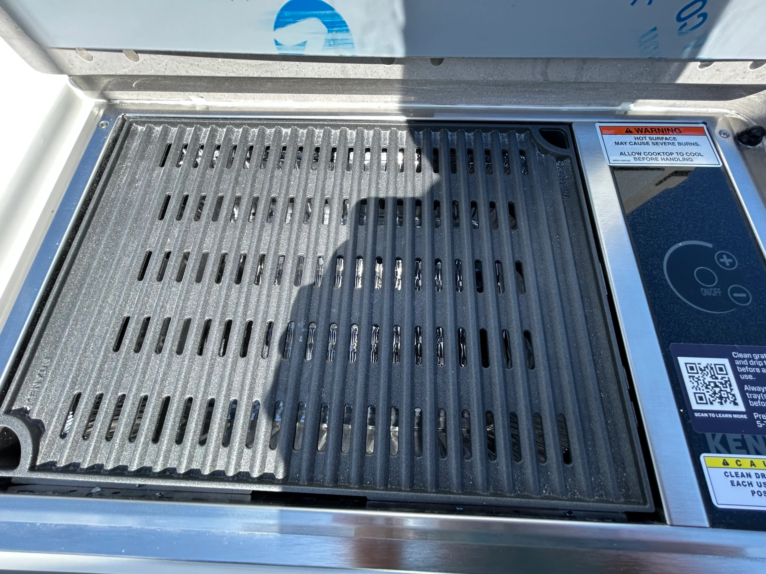 2026 Boston Whaler 330 Vantage Image Thumbnail #14