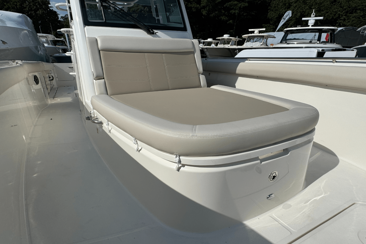 2026 Boston Whaler 330 Outrage Image Thumbnail #30