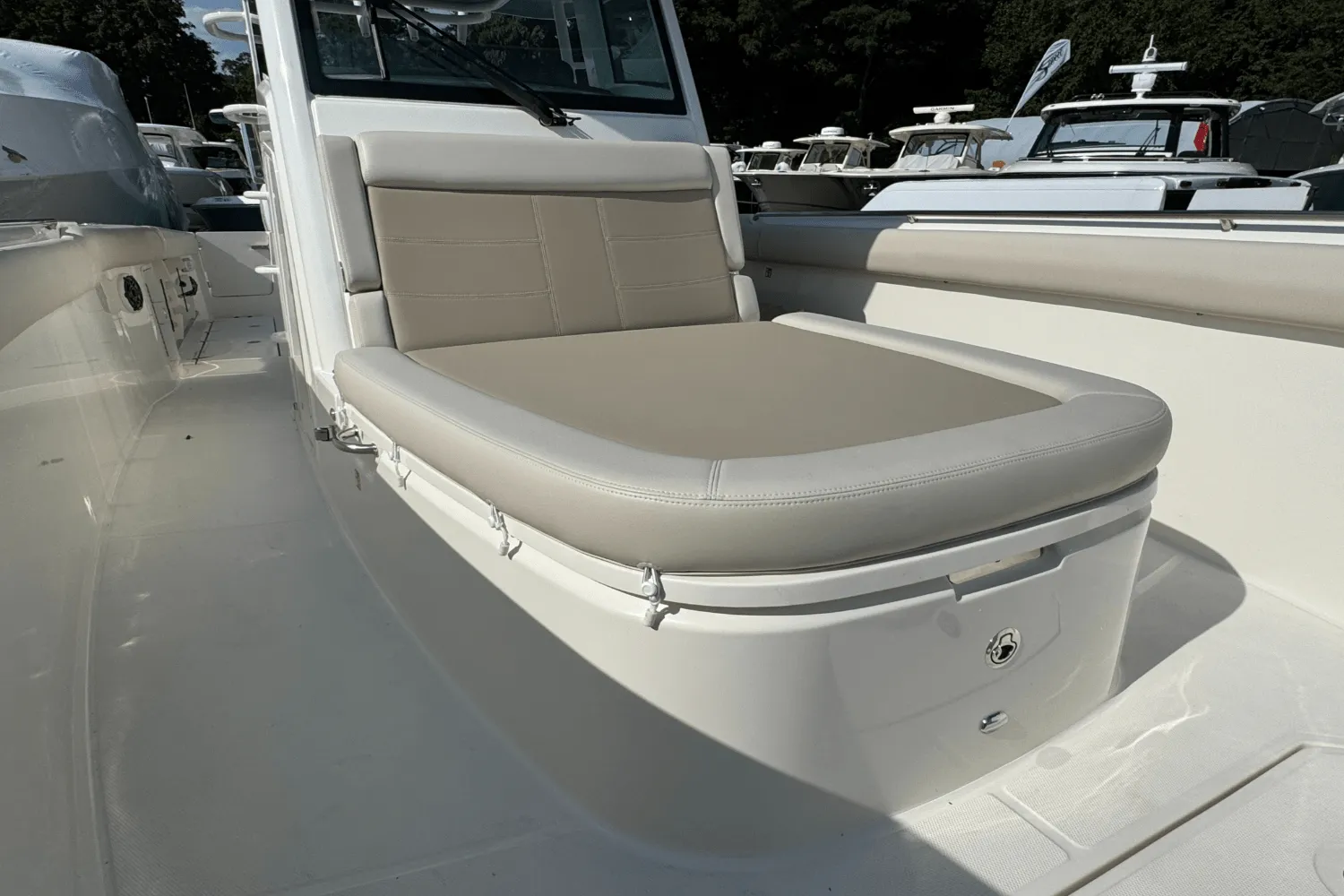 2026 Boston Whaler 330 Outrage Image Thumbnail #30