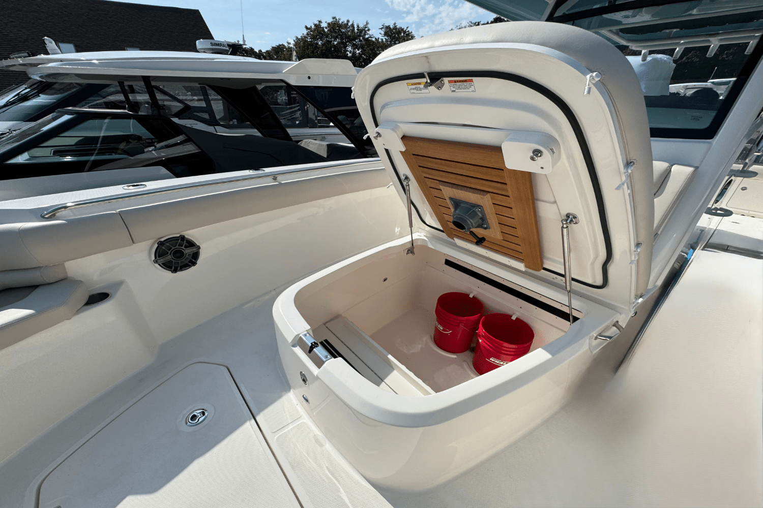 2026 Boston Whaler 330 Outrage Image Thumbnail #27