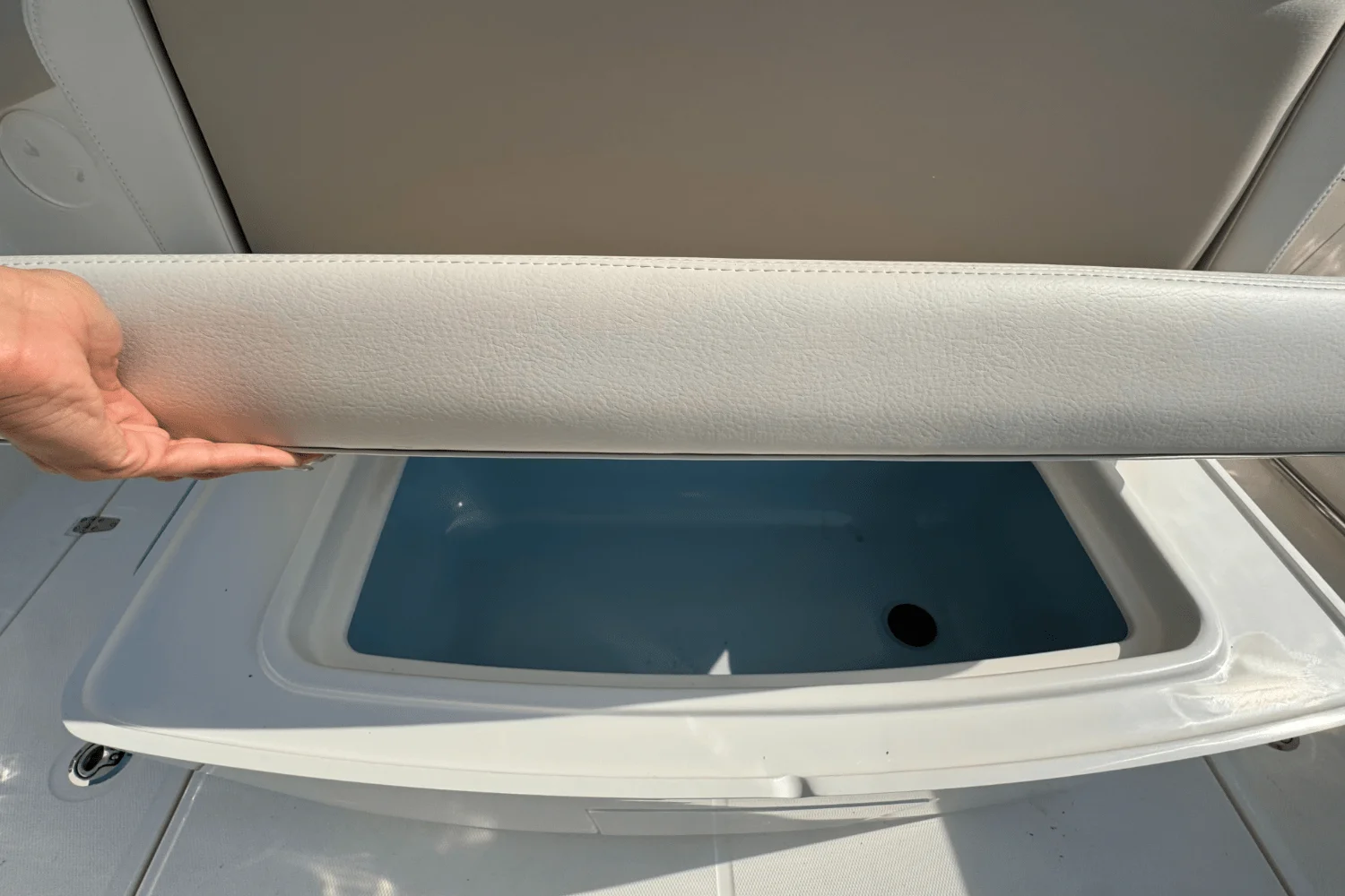 2026 Boston Whaler 330 Outrage Image Thumbnail #12