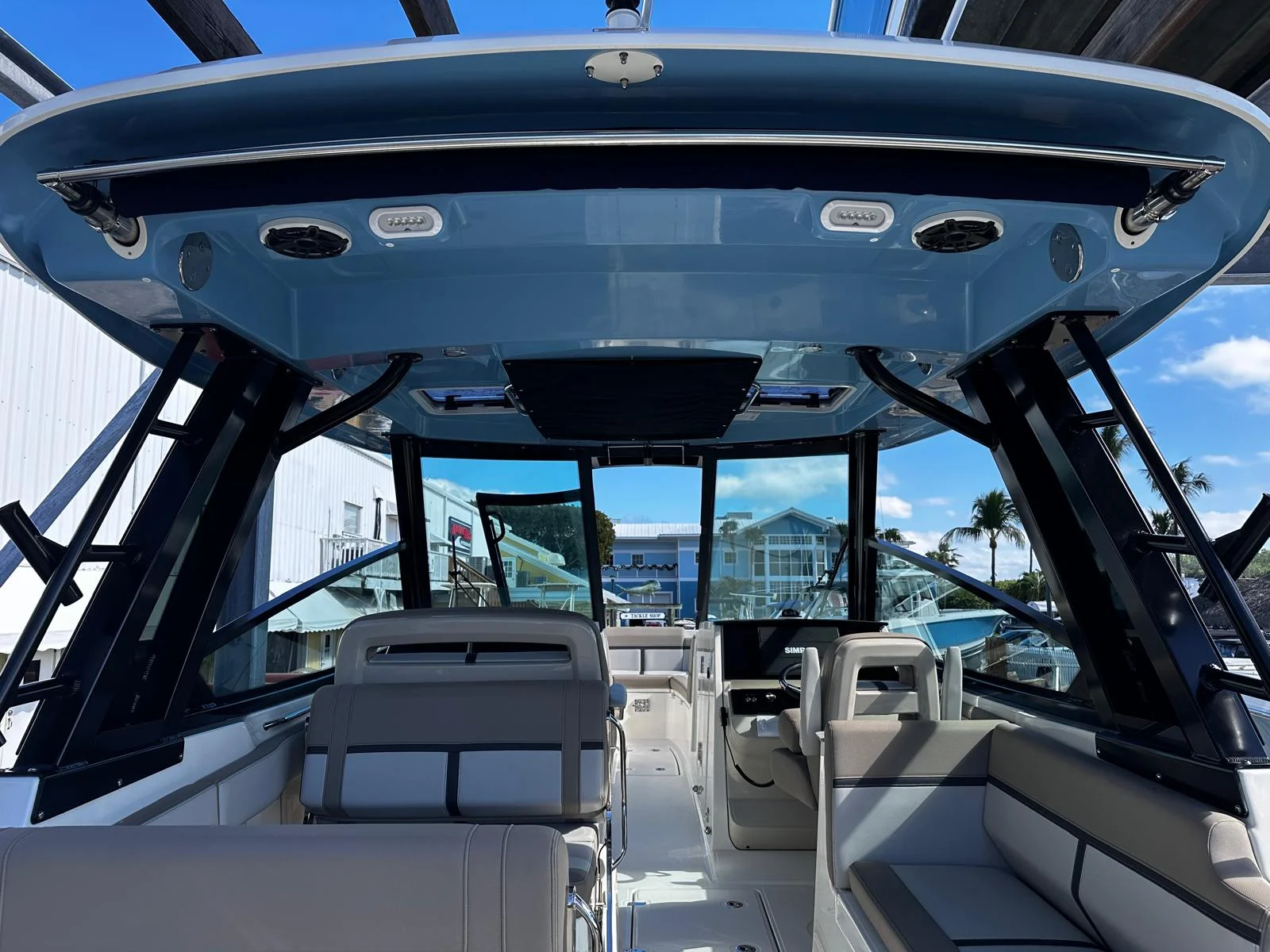 2026 Boston Whaler 330 Vantage Image Thumbnail #37