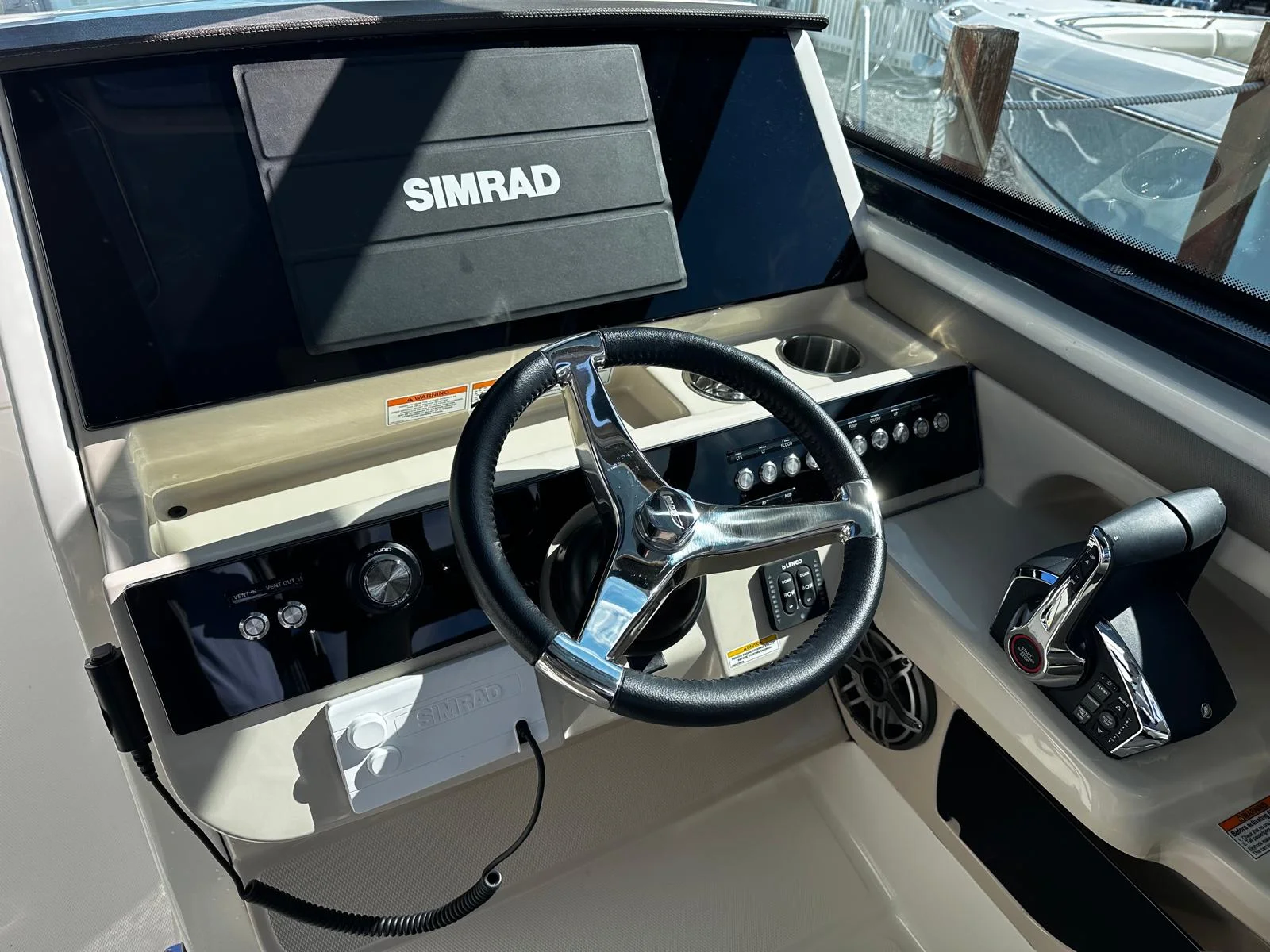 2026 Boston Whaler 330 Vantage Image Thumbnail #19