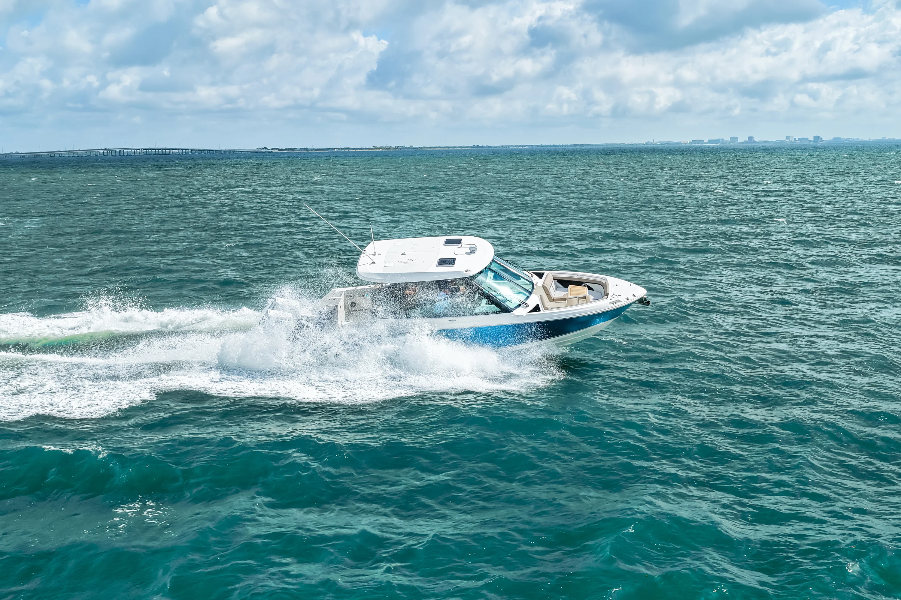 2026 Boston Whaler 330 Vantage Image Thumbnail #32
