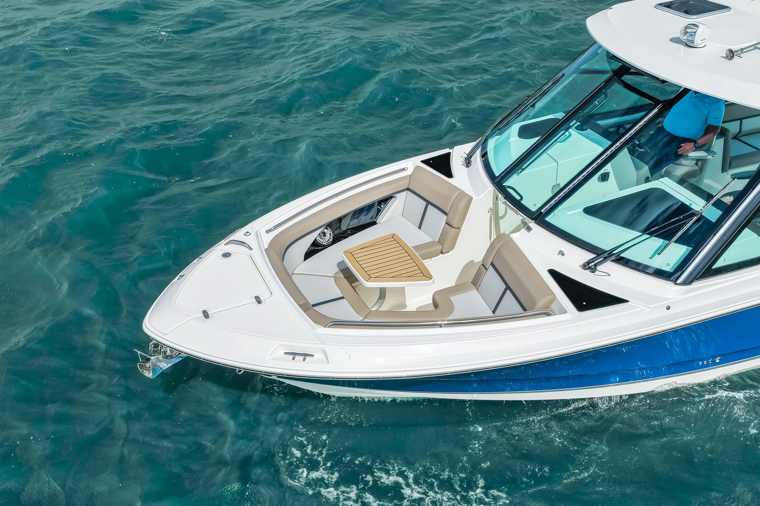 2026 Boston Whaler 330 Vantage Image Thumbnail #8