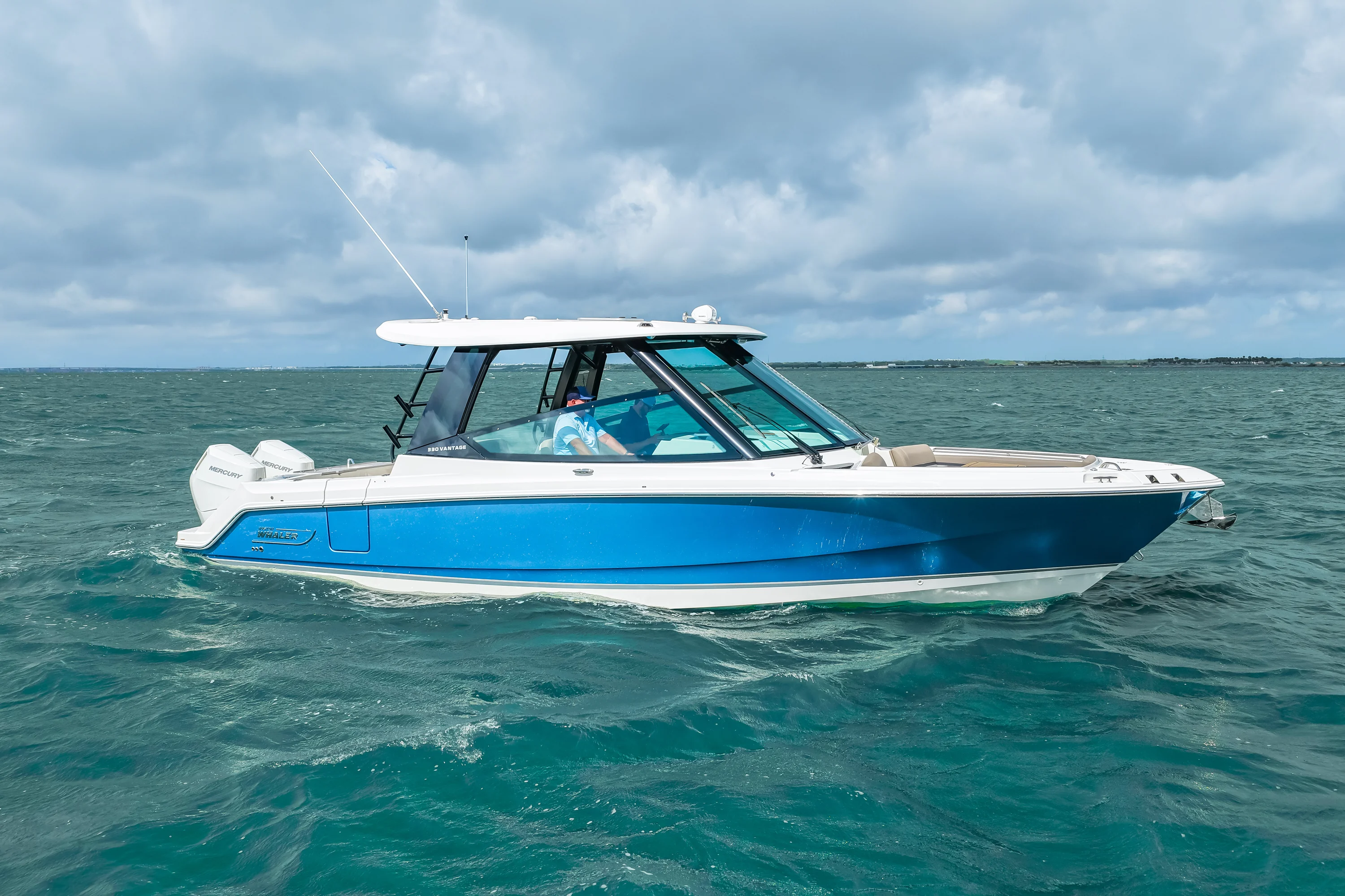 2026 Boston Whaler 330 Vantage Image Thumbnail #19