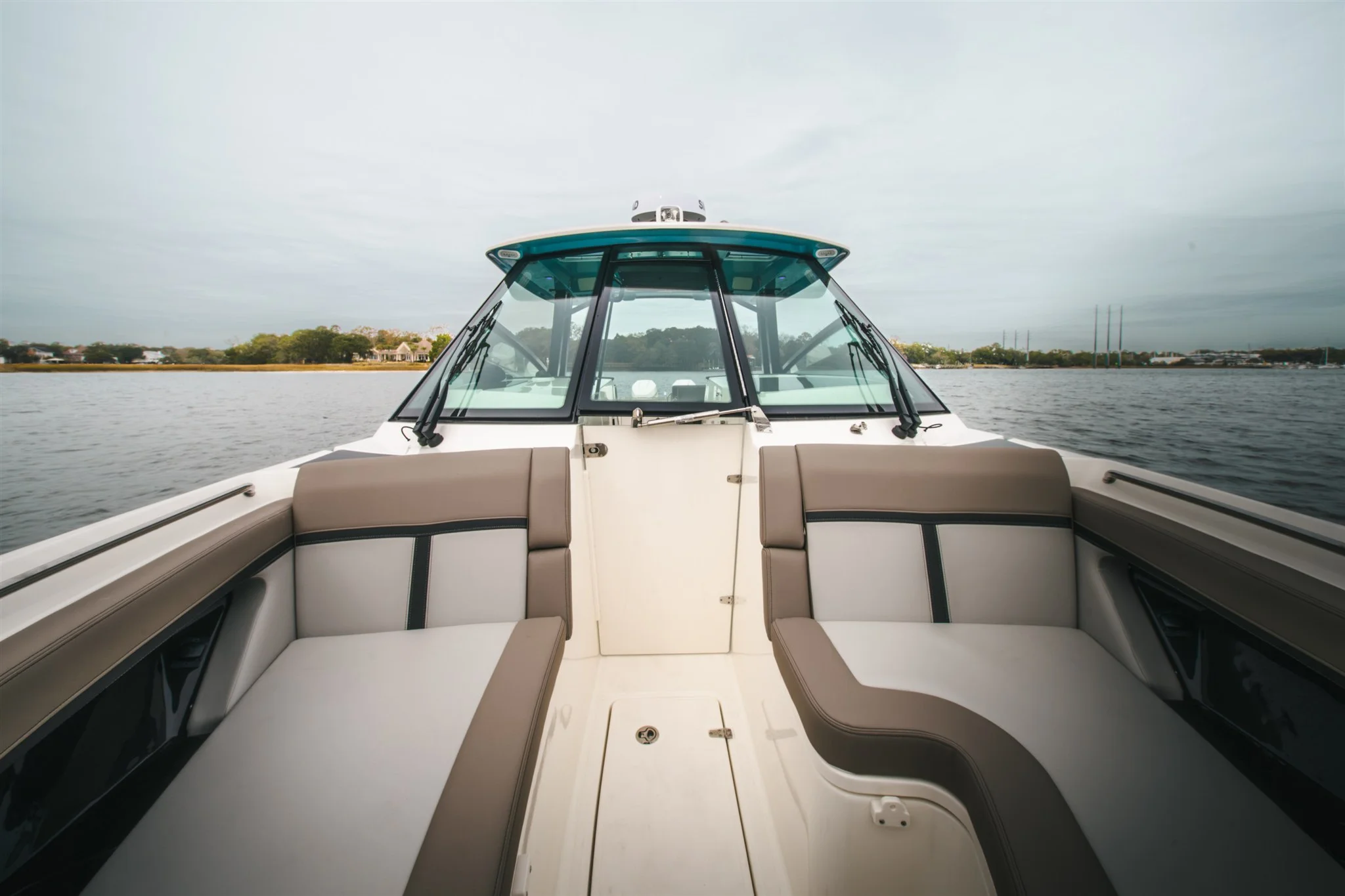 2026 Boston Whaler 330 Vantage Image Thumbnail #24