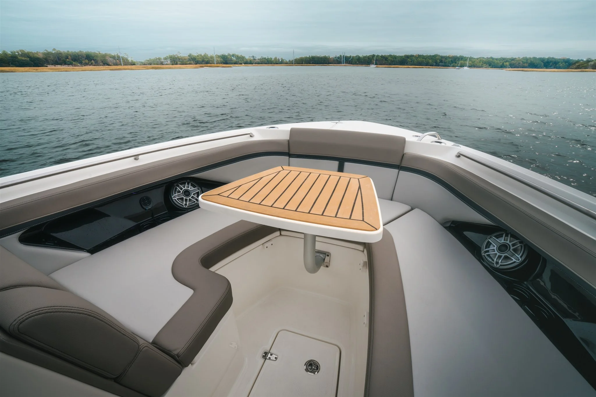 2026 Boston Whaler 330 Vantage Image Thumbnail #25