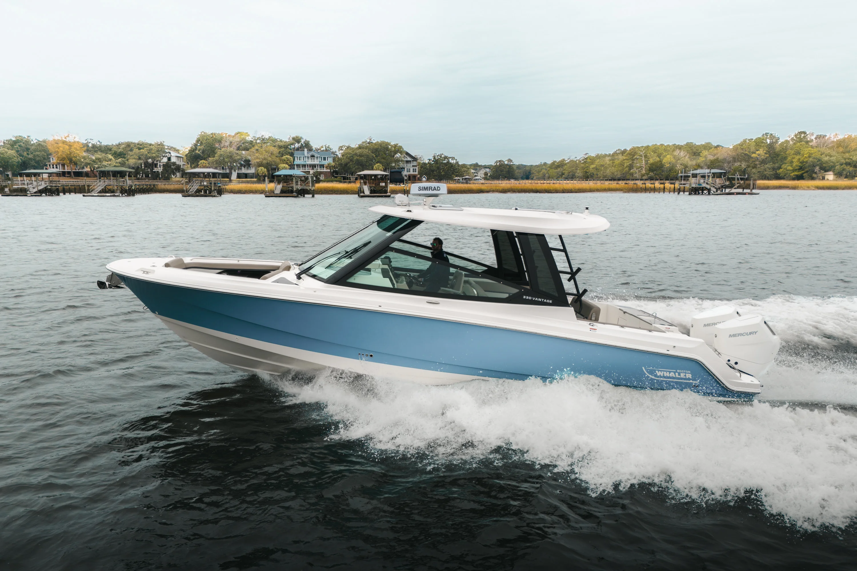 2026 Boston Whaler 330 Vantage Image Thumbnail #4