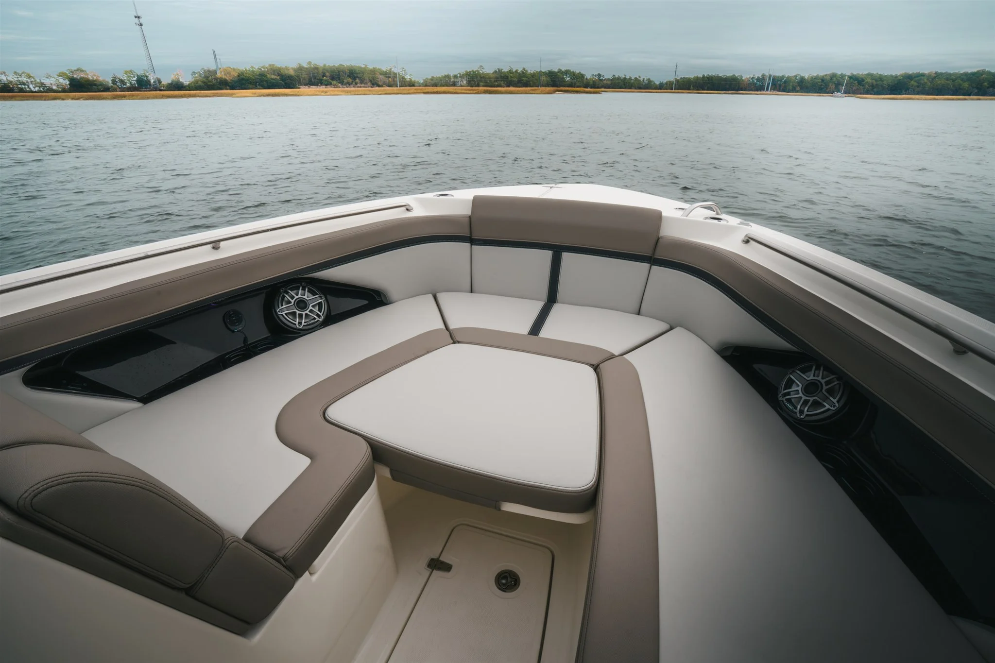 2026 Boston Whaler 330 Vantage Image Thumbnail #26