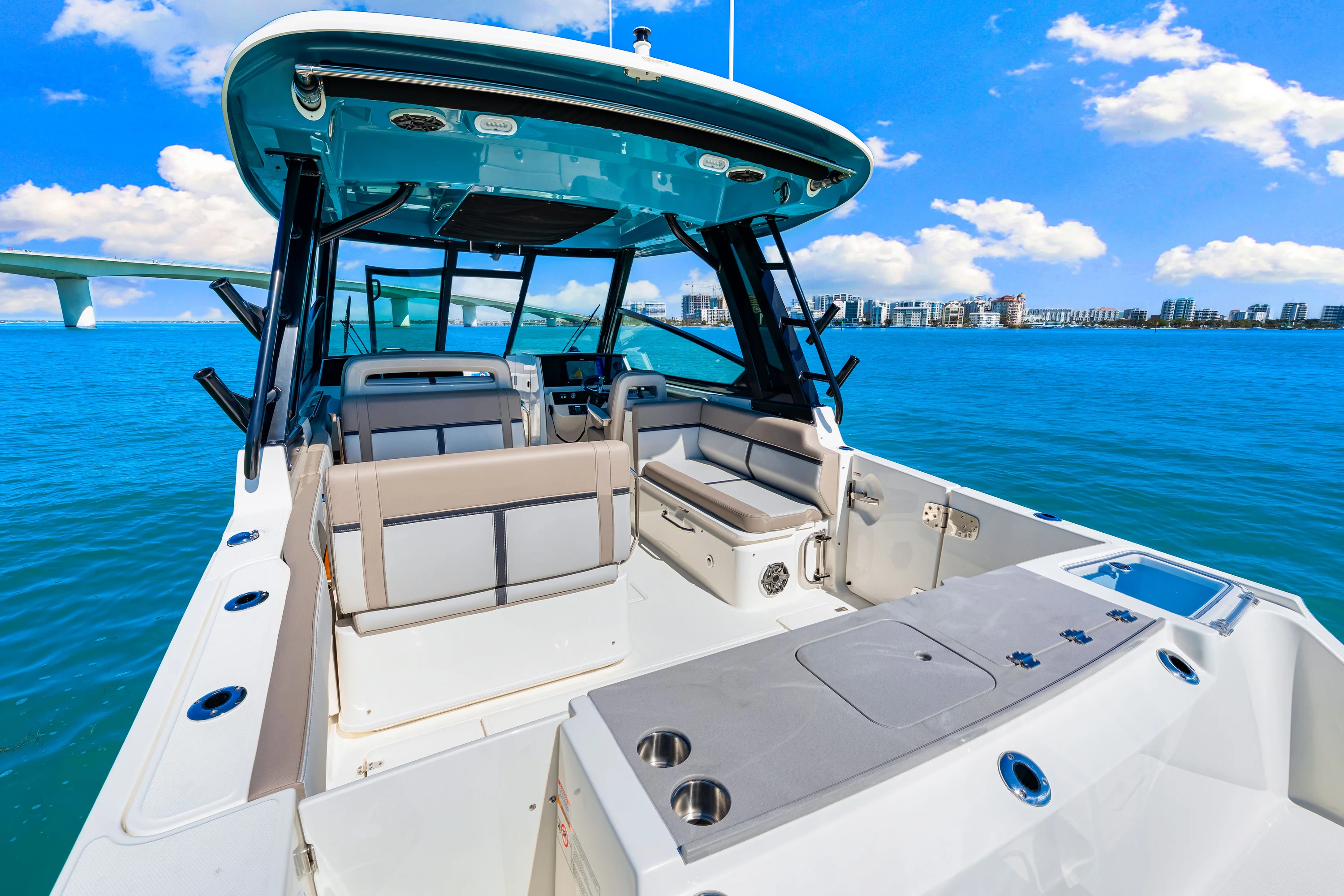 2026 Boston Whaler 330 Vantage Image Thumbnail #26