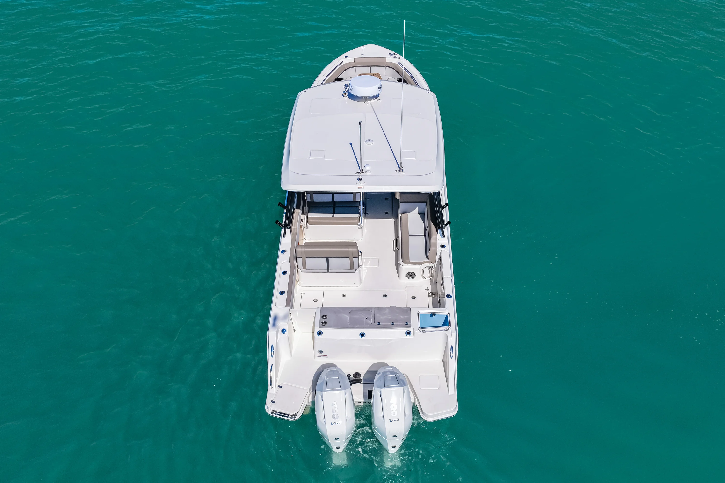 2026 Boston Whaler 330 Vantage Image Thumbnail #14