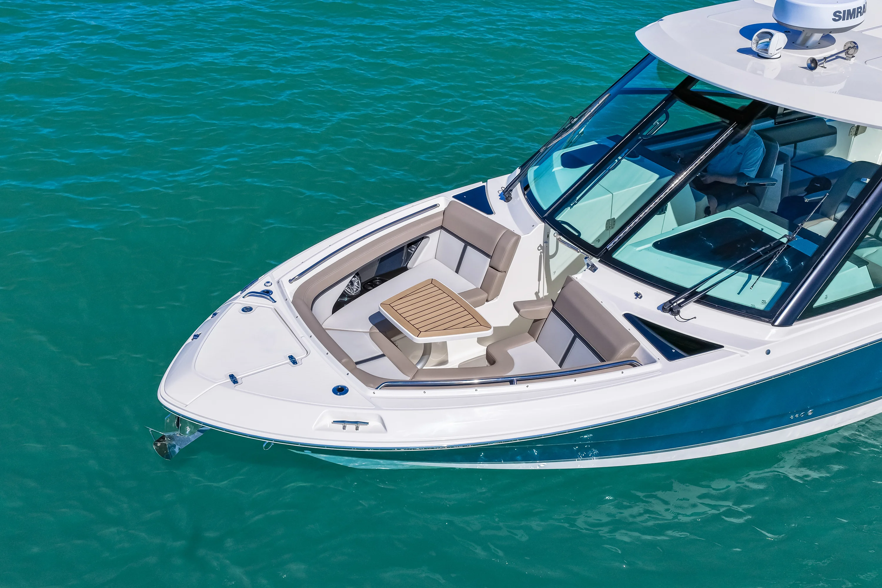 2026 Boston Whaler 330 Vantage Image Thumbnail #4