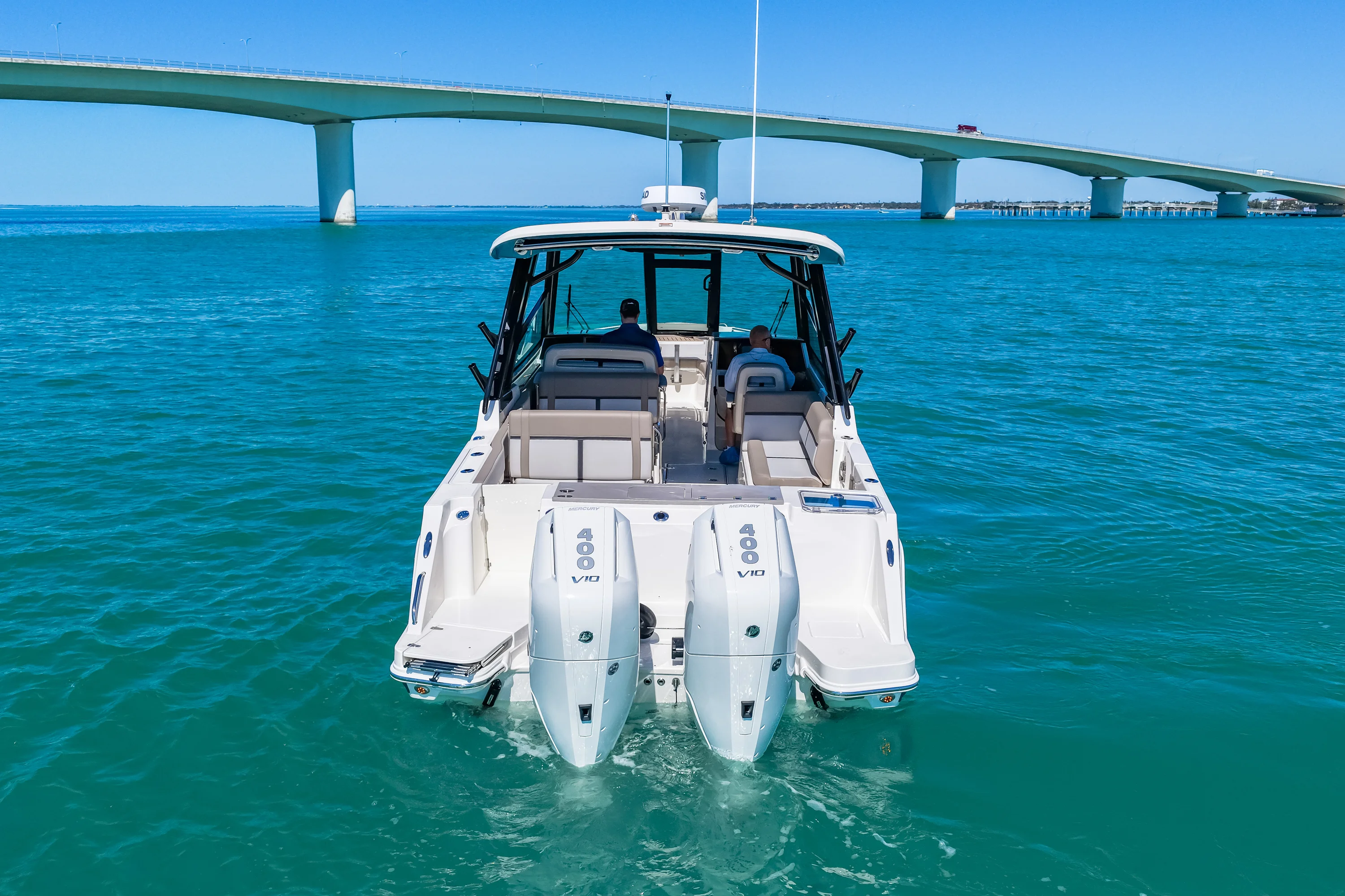 2026 Boston Whaler 330 Vantage Image Thumbnail #13