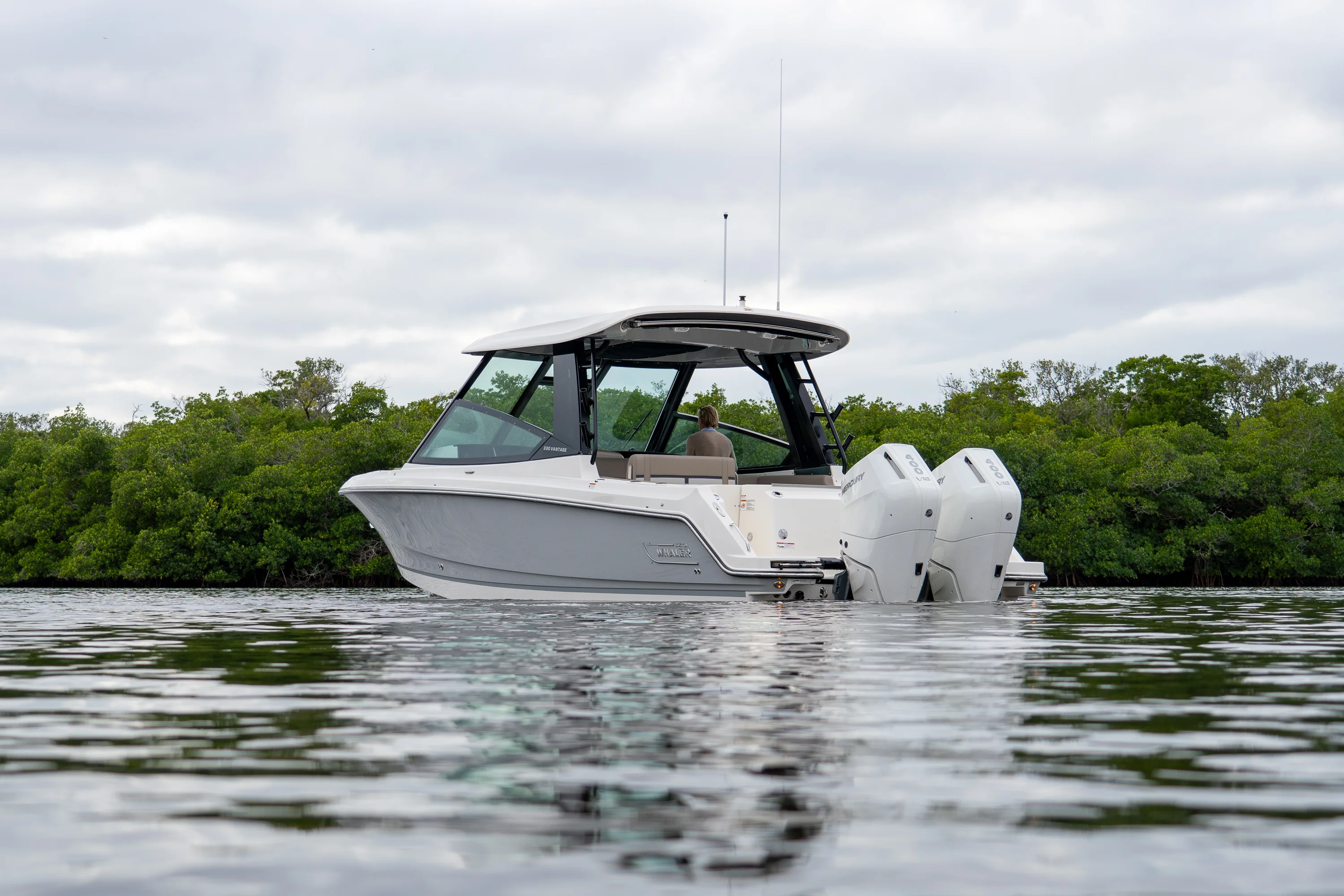 2026 Boston Whaler 330 Vantage Image Thumbnail #27