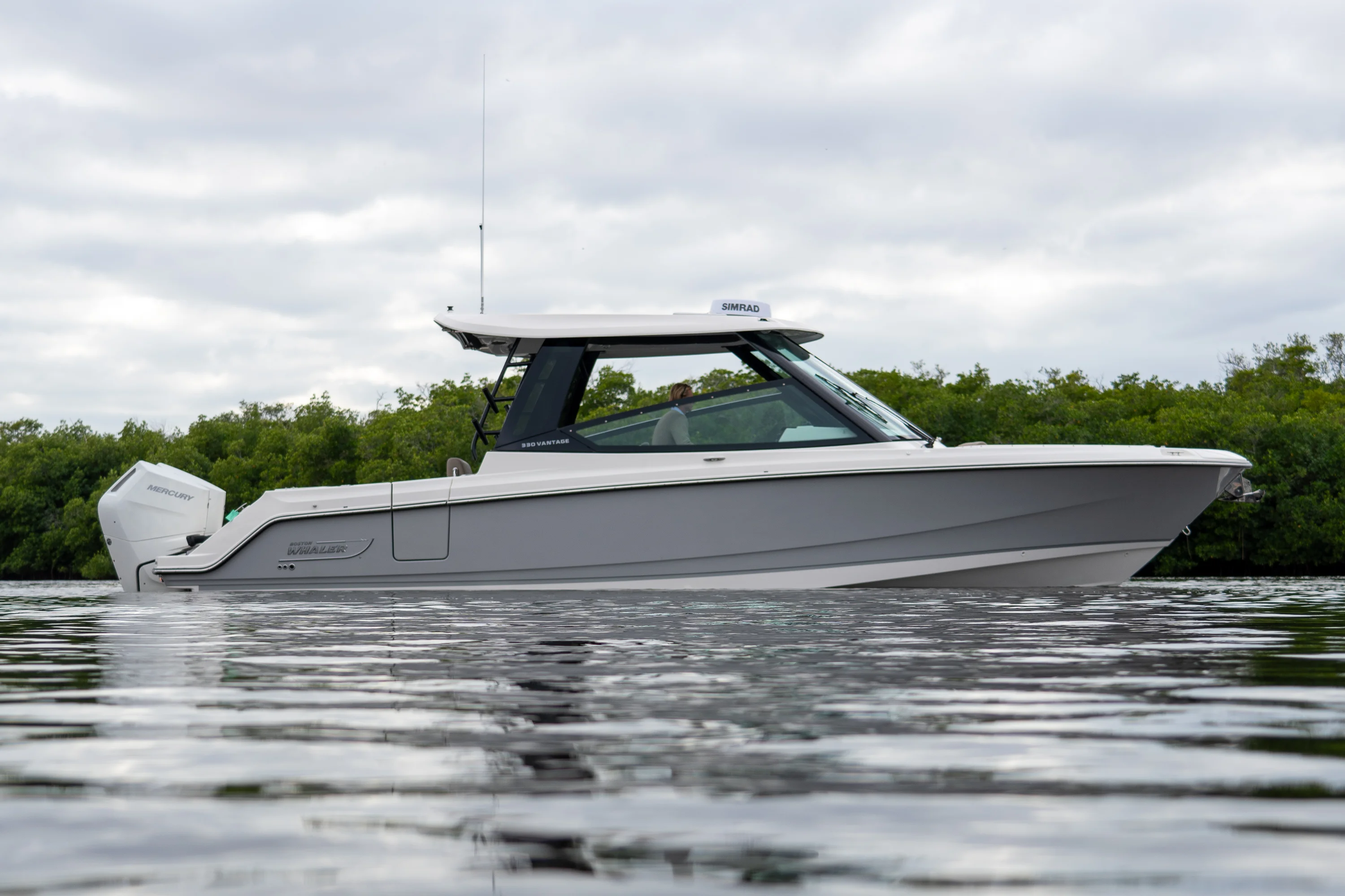 2026 Boston Whaler 330 Vantage Image Thumbnail #35