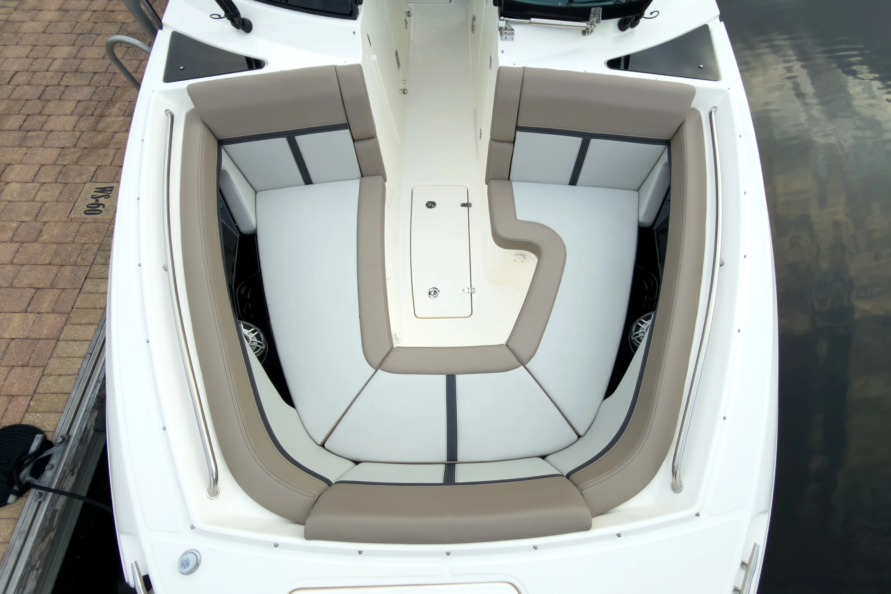 2026 Boston Whaler 330 Vantage Image Thumbnail #22