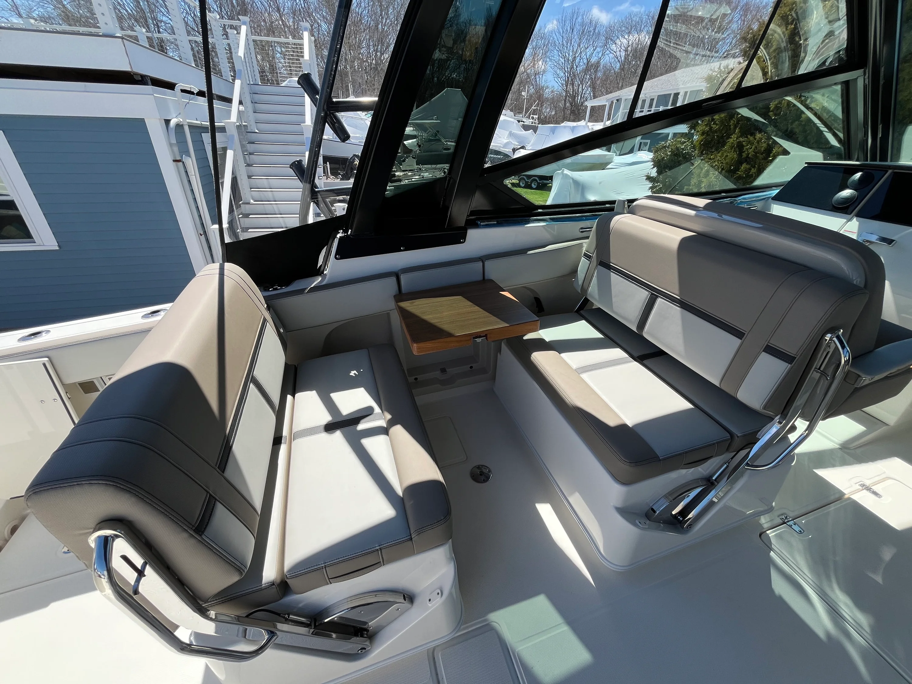 2026 Boston Whaler 330 Vantage Image Thumbnail #10