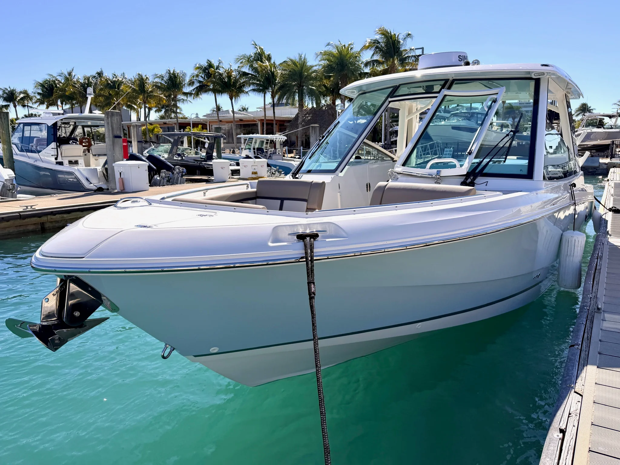 2026 Boston Whaler 330 Vantage Image Thumbnail #41