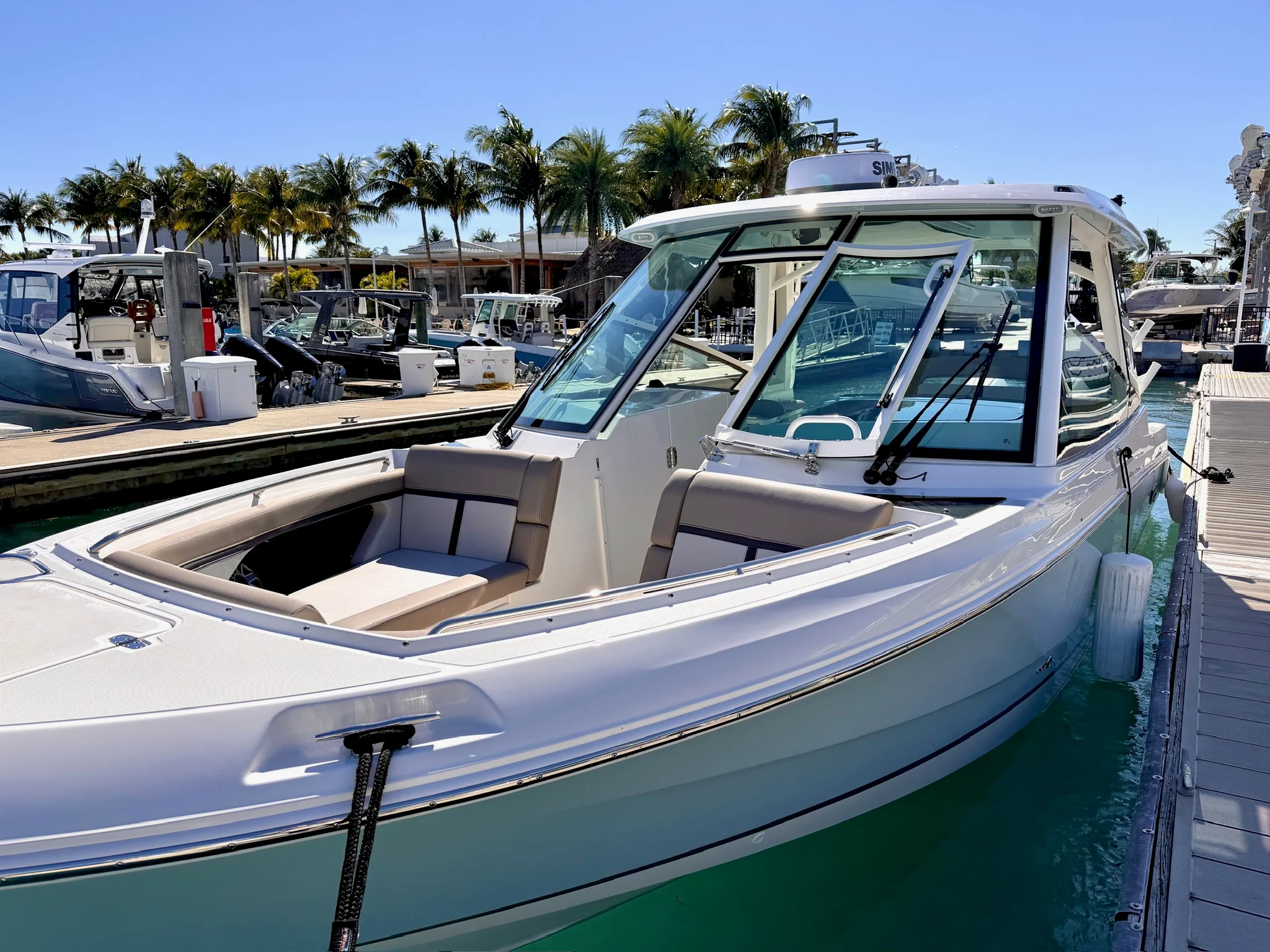 2026 Boston Whaler 330 Vantage Image Thumbnail #40
