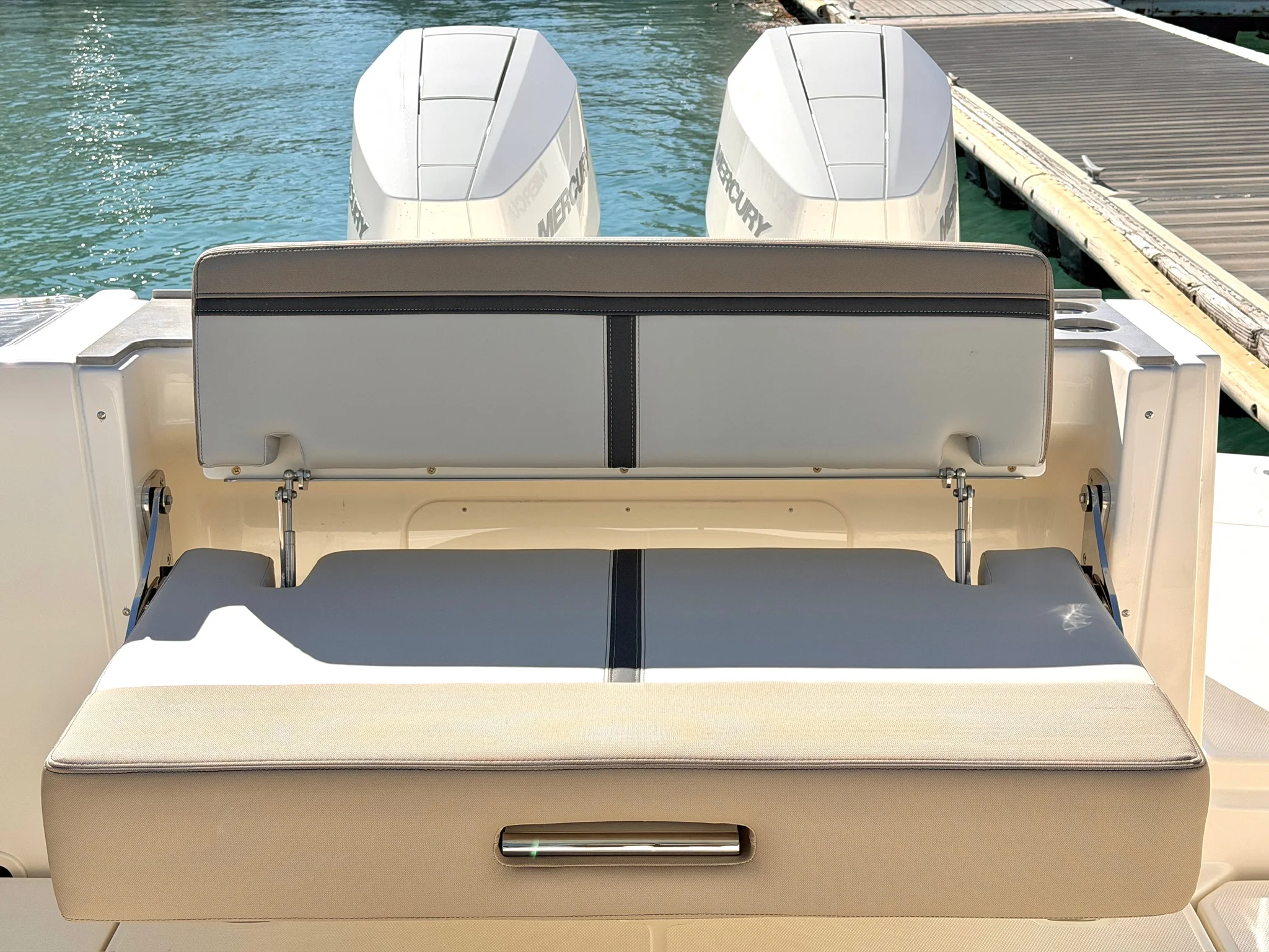 2026 Boston Whaler 330 Vantage Image Thumbnail #27