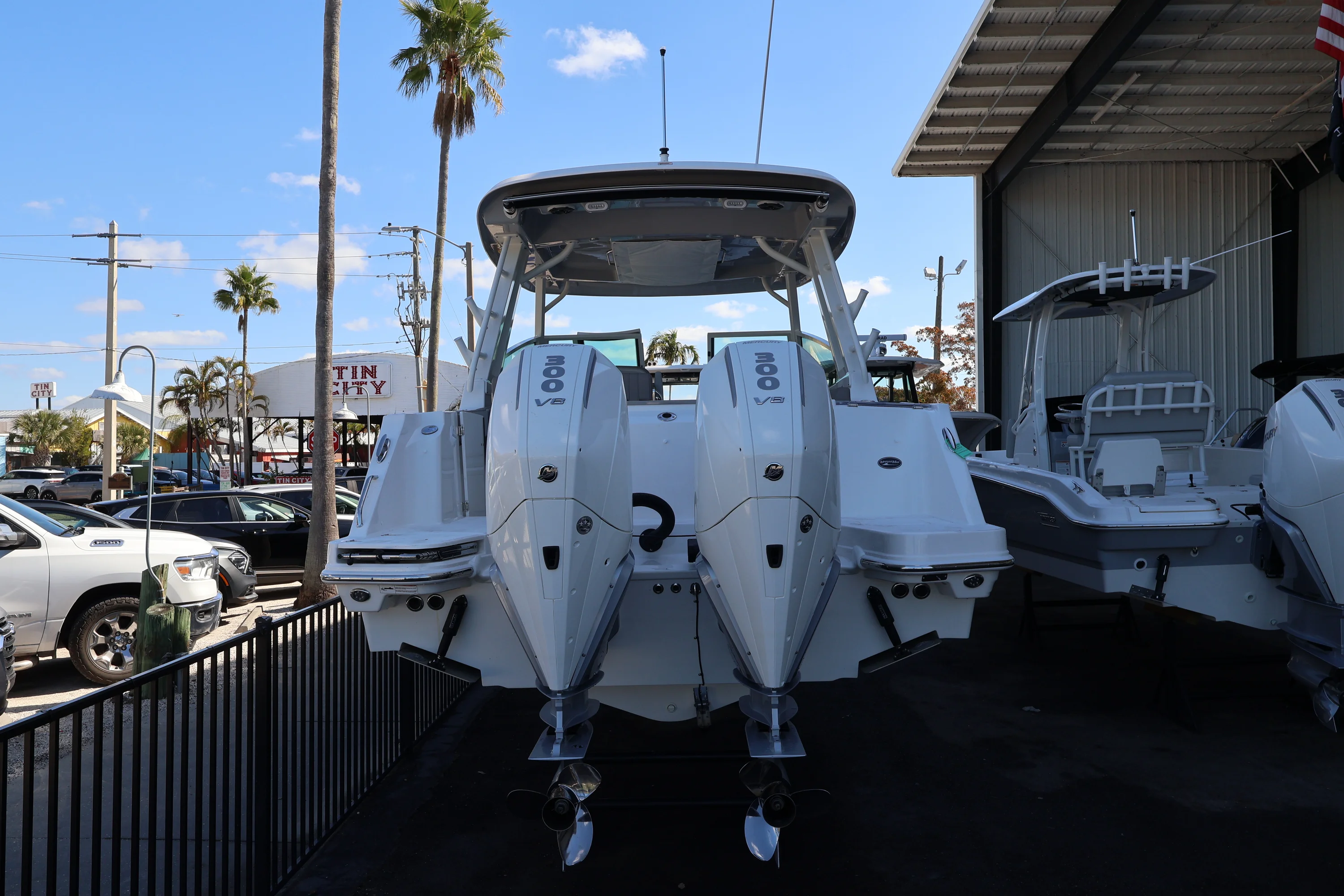 2026 Boston Whaler 330 Vantage Image Thumbnail #5