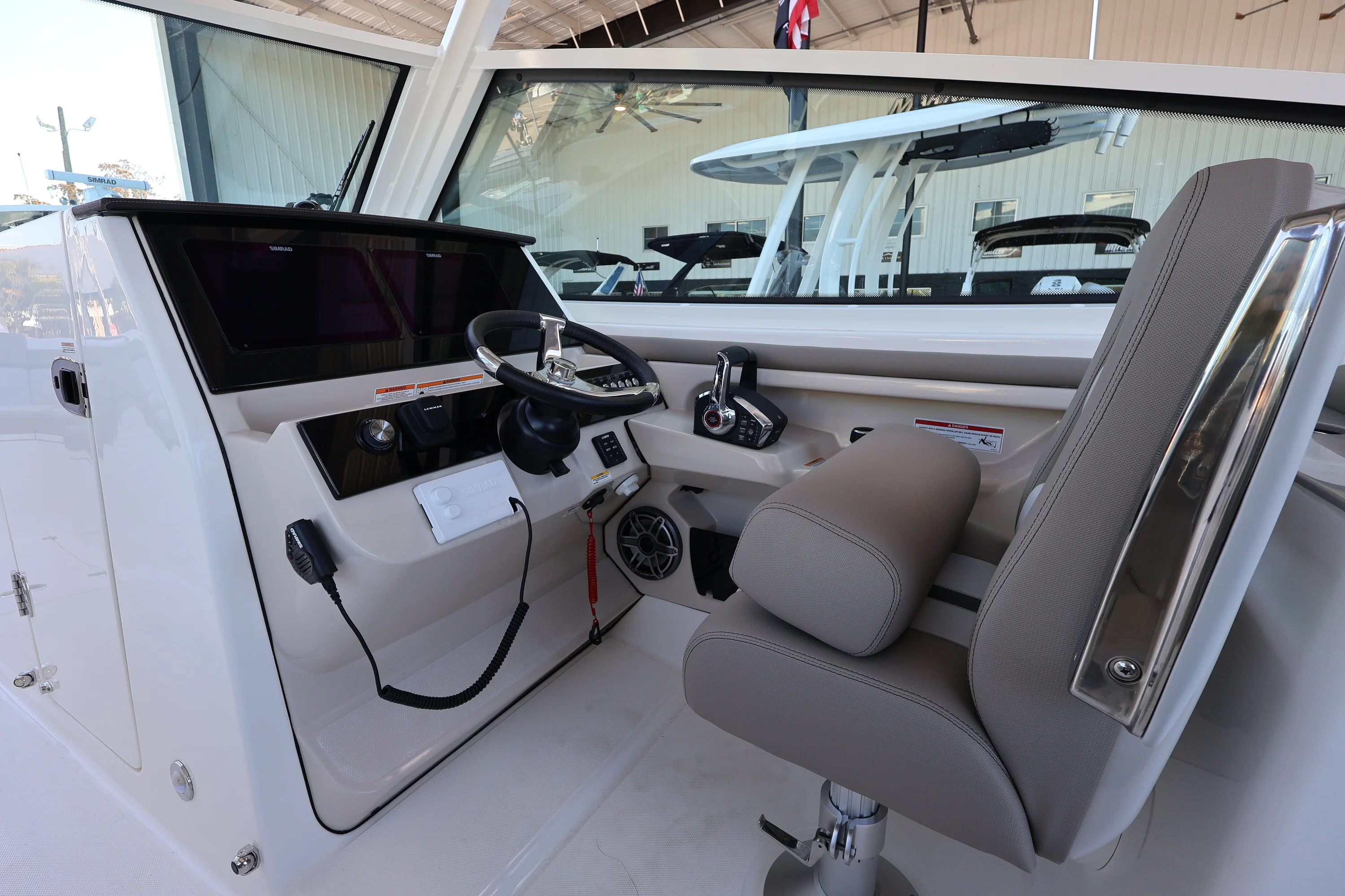 2026 Boston Whaler 330 Vantage Image Thumbnail #25