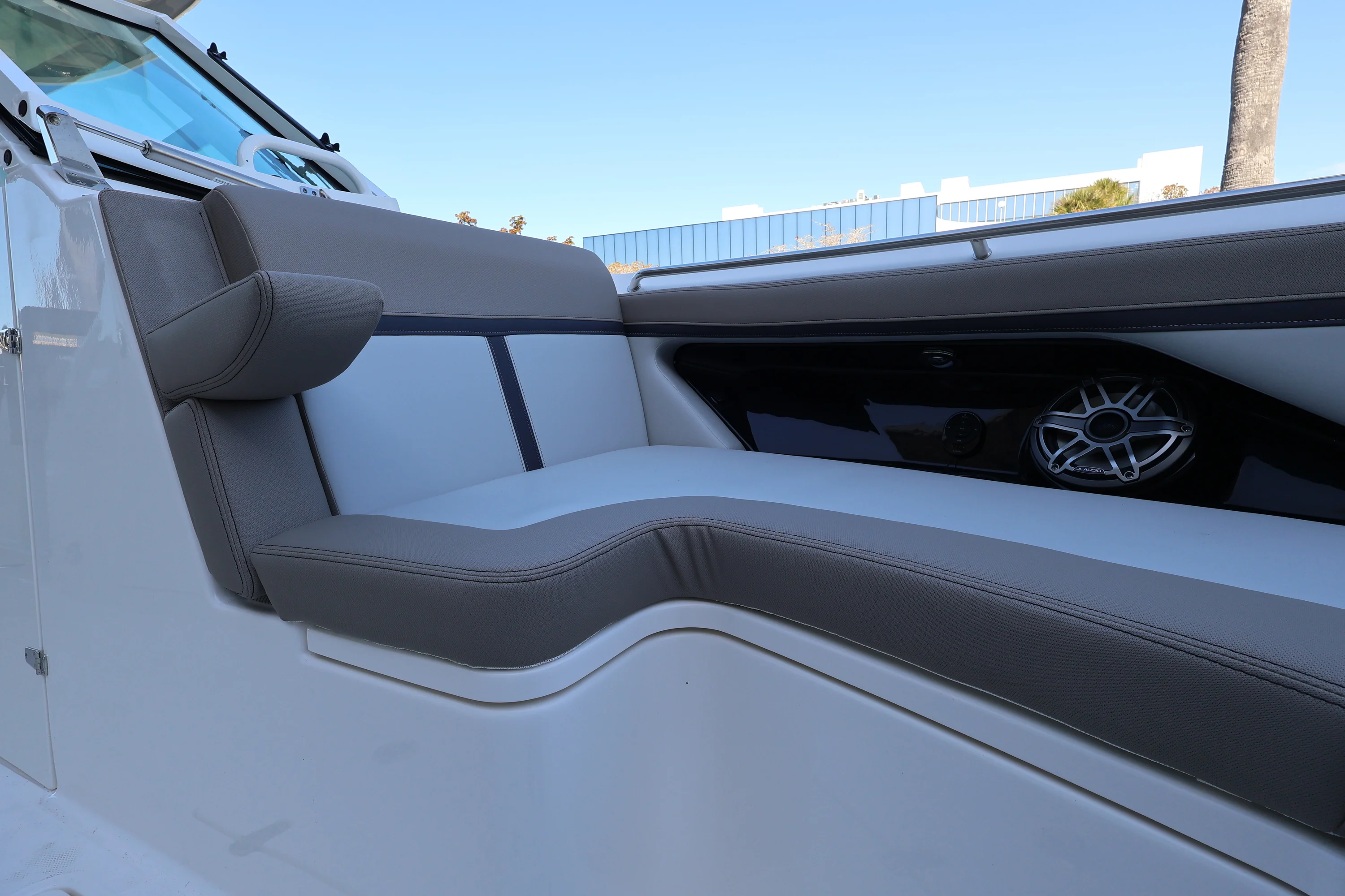 2026 Boston Whaler 330 Vantage Image Thumbnail #38