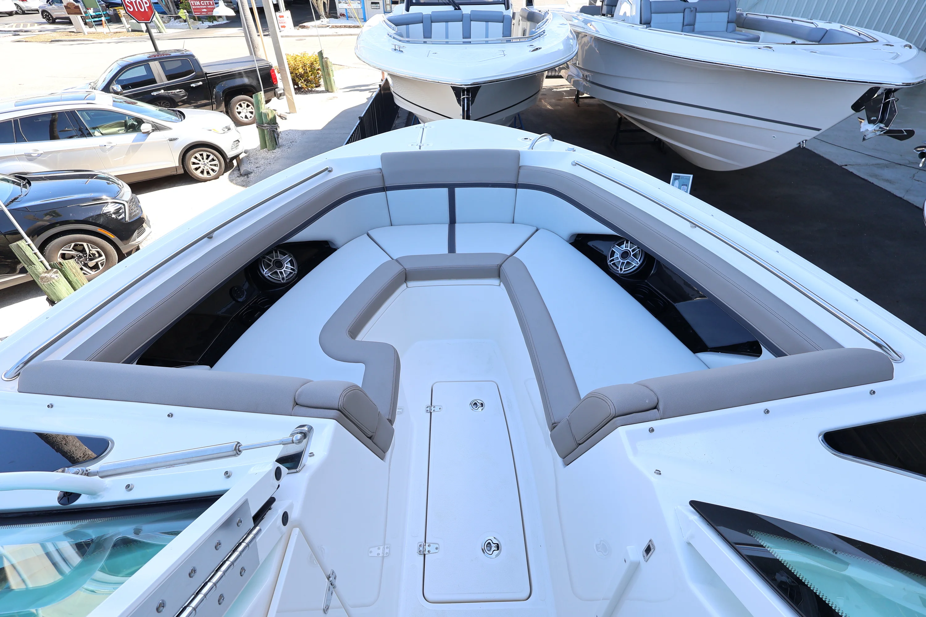 2026 Boston Whaler 330 Vantage Image Thumbnail #36