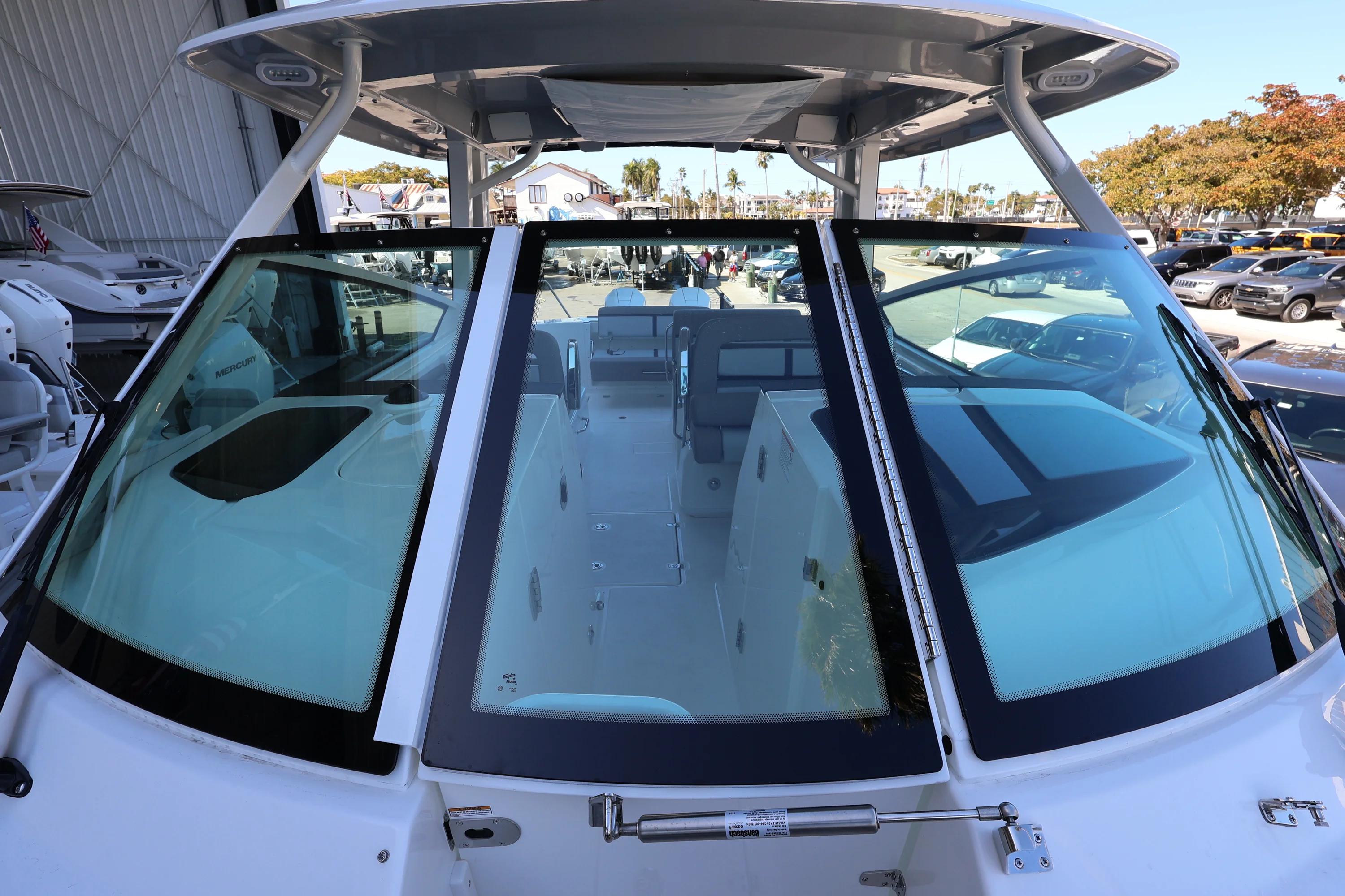 2026 Boston Whaler 330 Vantage Image Thumbnail #43