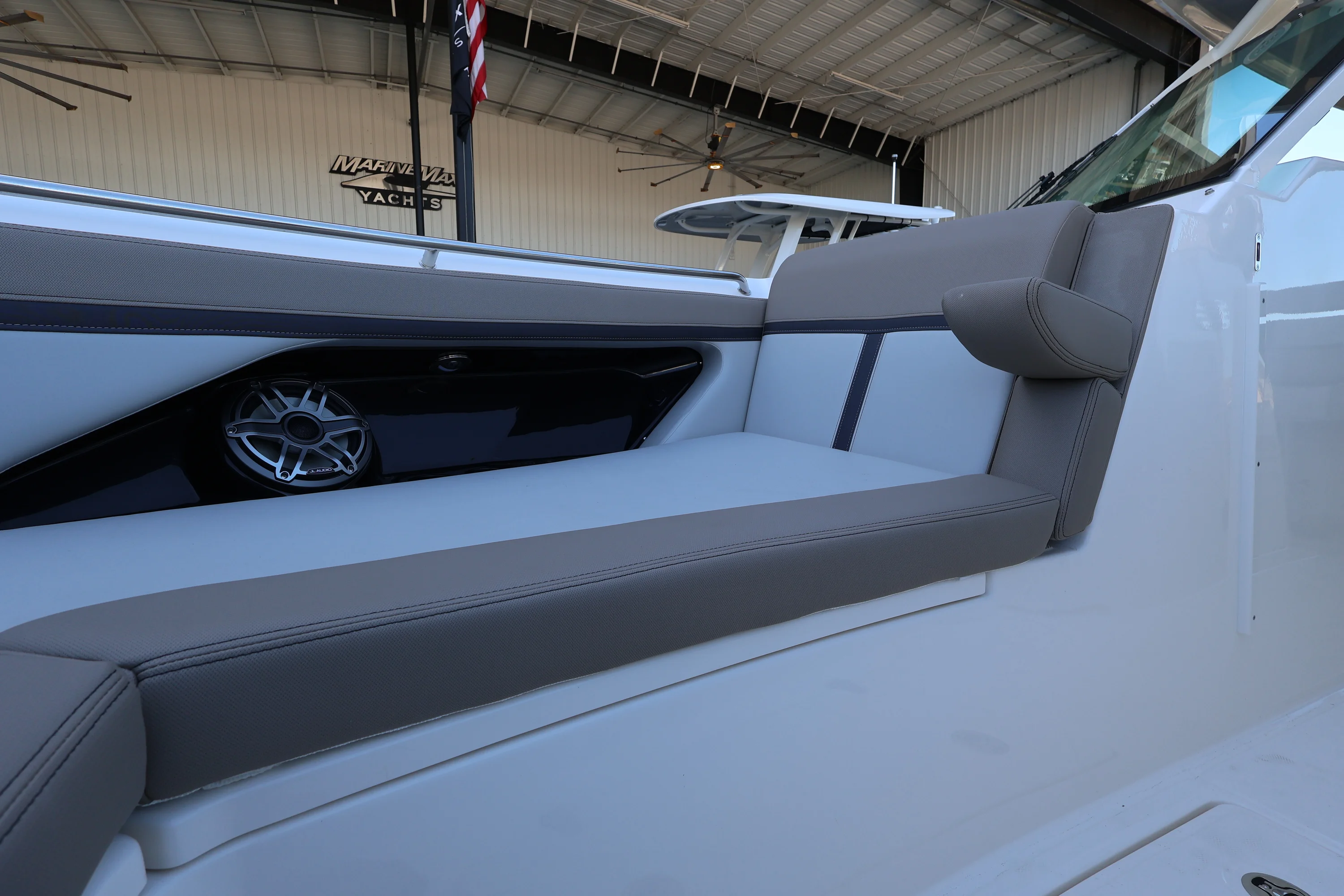 2026 Boston Whaler 330 Vantage Image Thumbnail #37