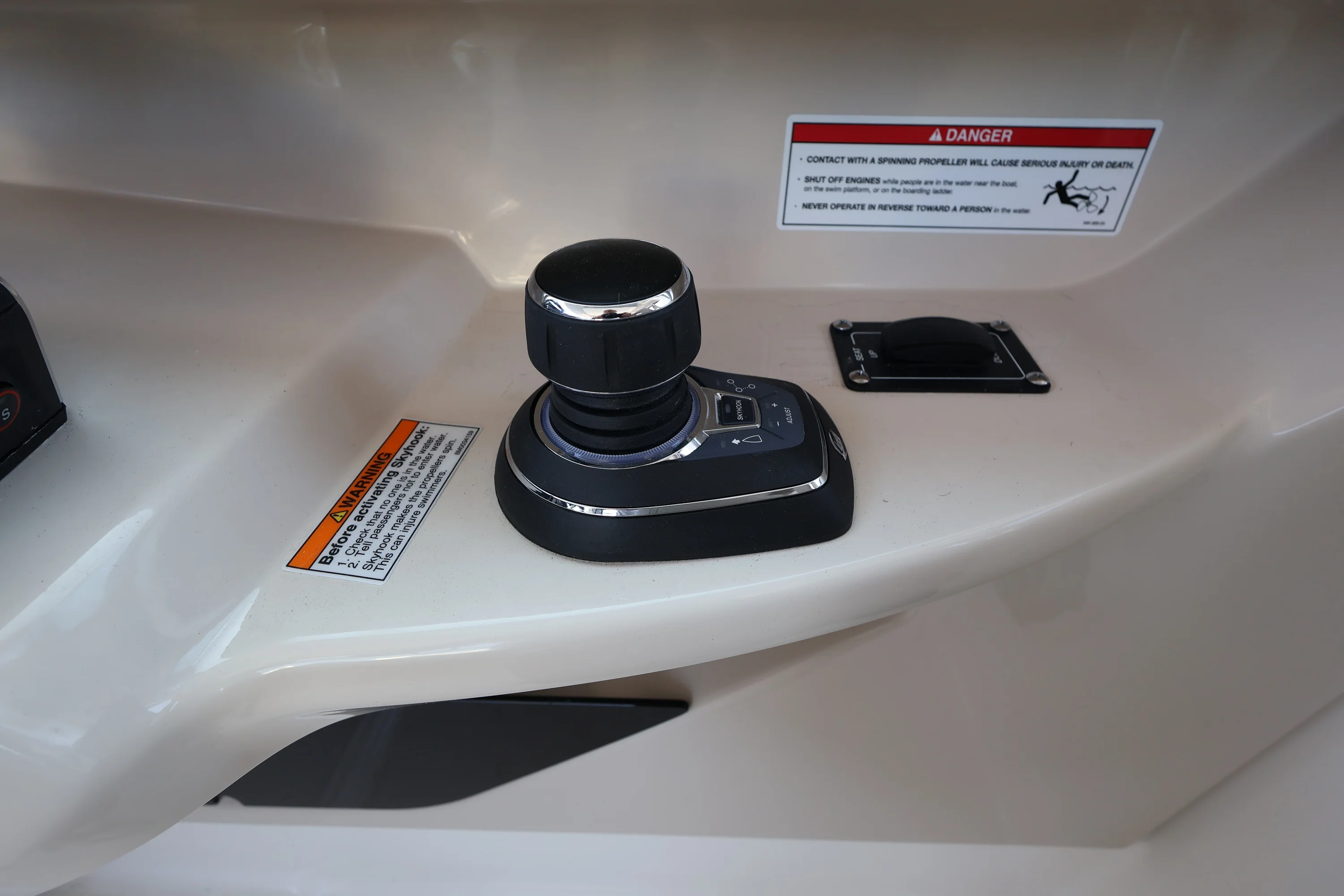 2026 Boston Whaler 330 Vantage Image Thumbnail #31