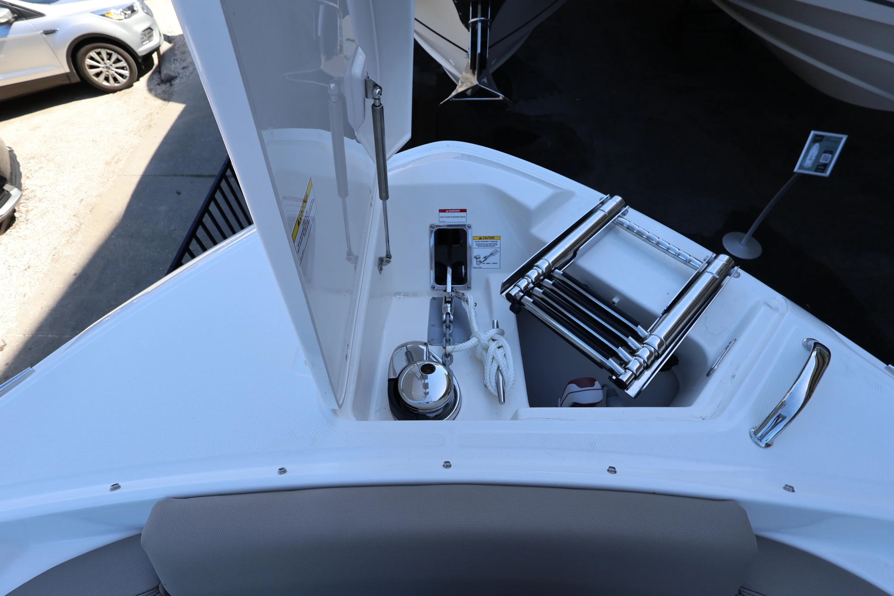 2026 Boston Whaler 330 Vantage Image Thumbnail #40