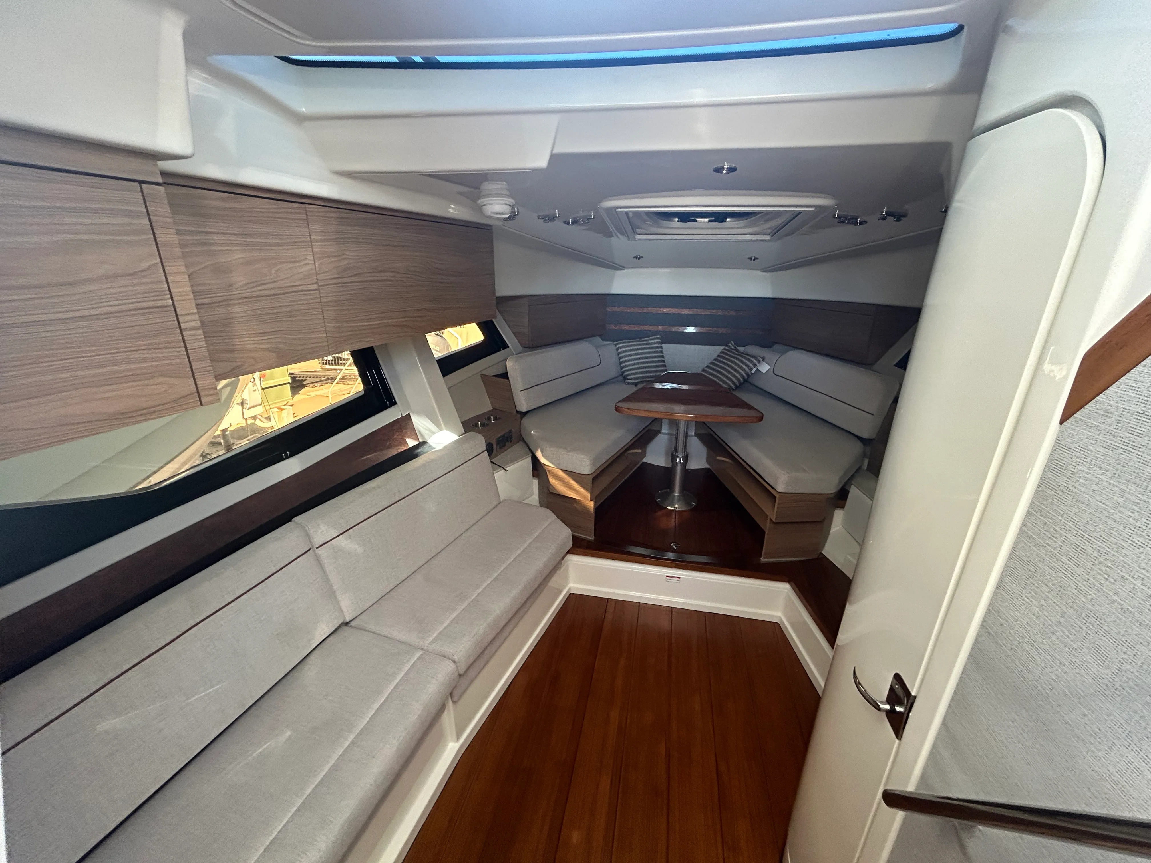 2026 Boston Whaler 365 Conquest Image Thumbnail #23