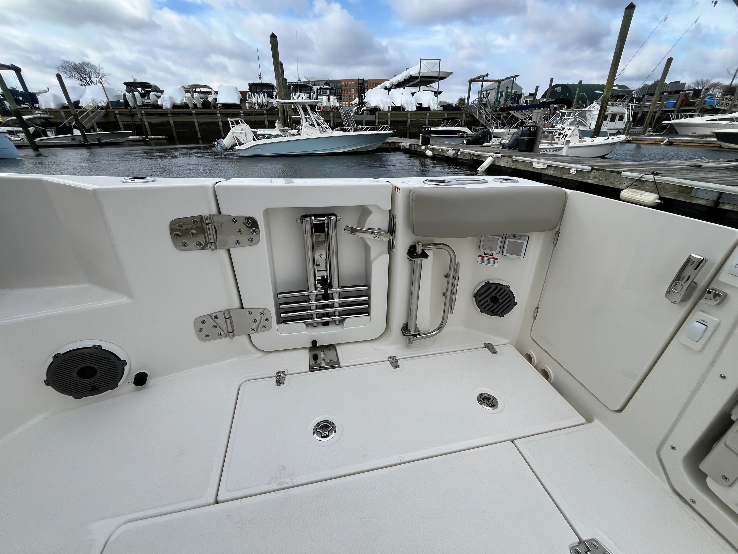 2026 Boston Whaler 365 Conquest Image Thumbnail #18