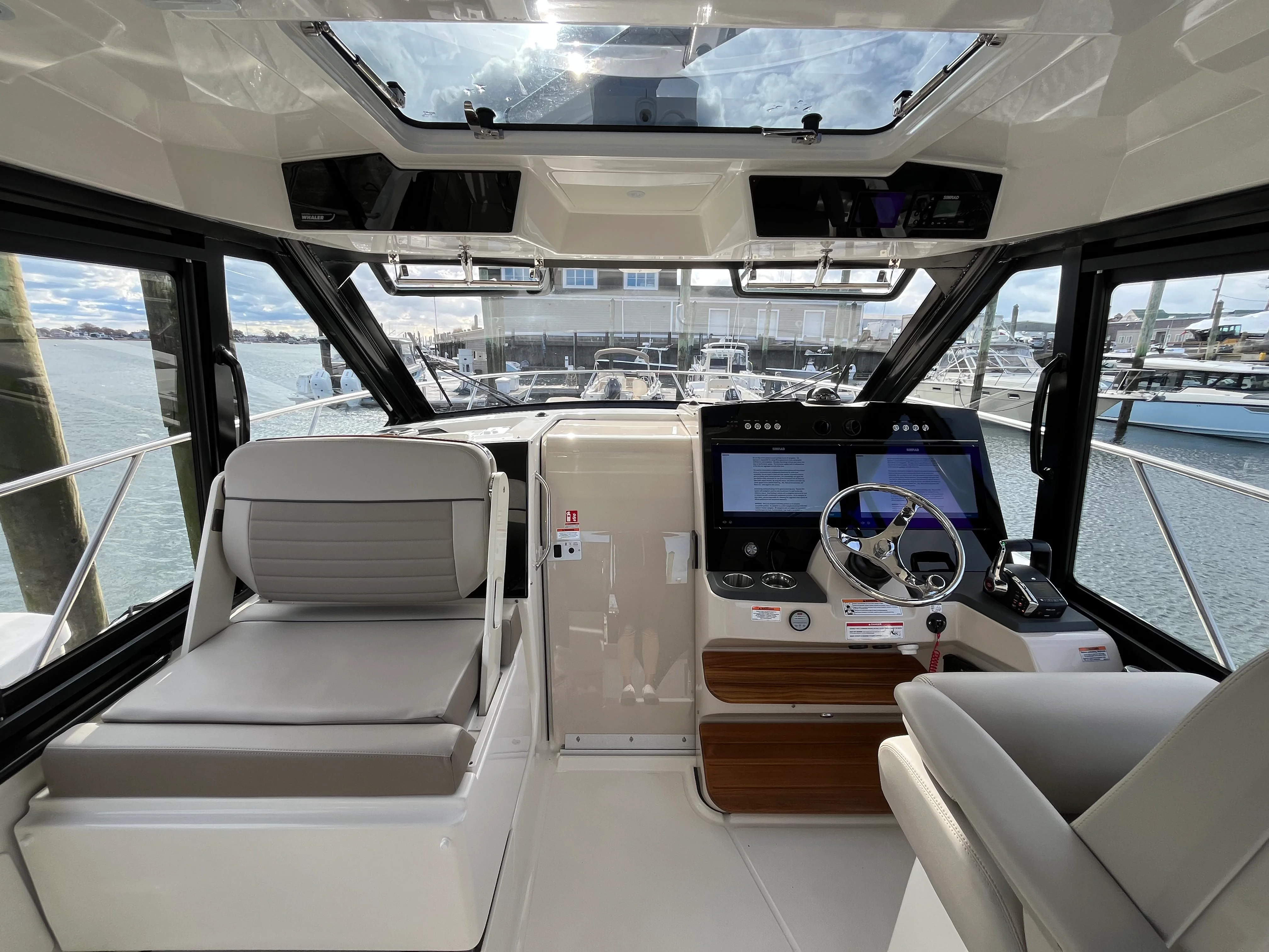 2026 Boston Whaler 365 Conquest Image Thumbnail #21