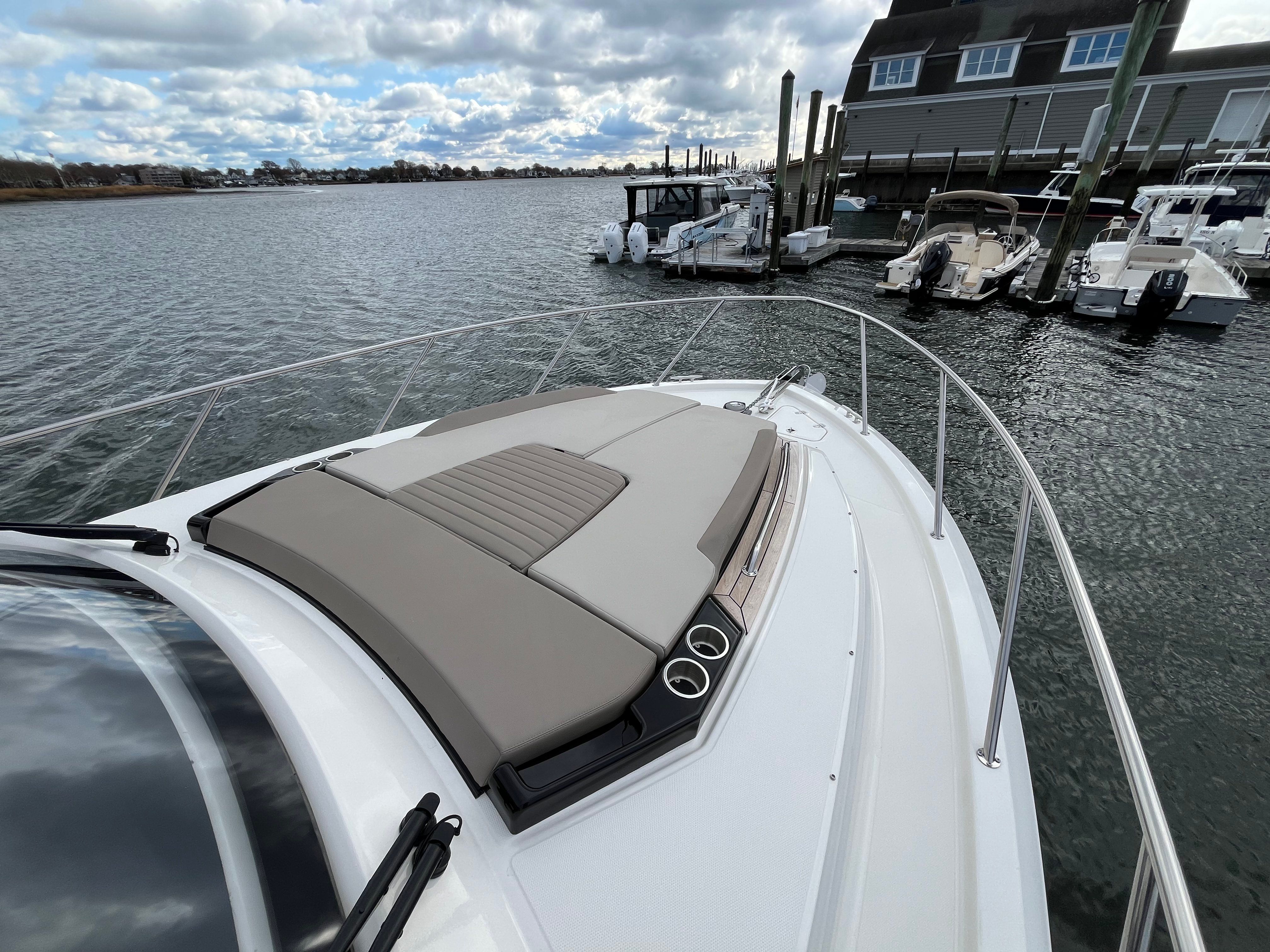 2026 Boston Whaler 365 Conquest Image Thumbnail #51