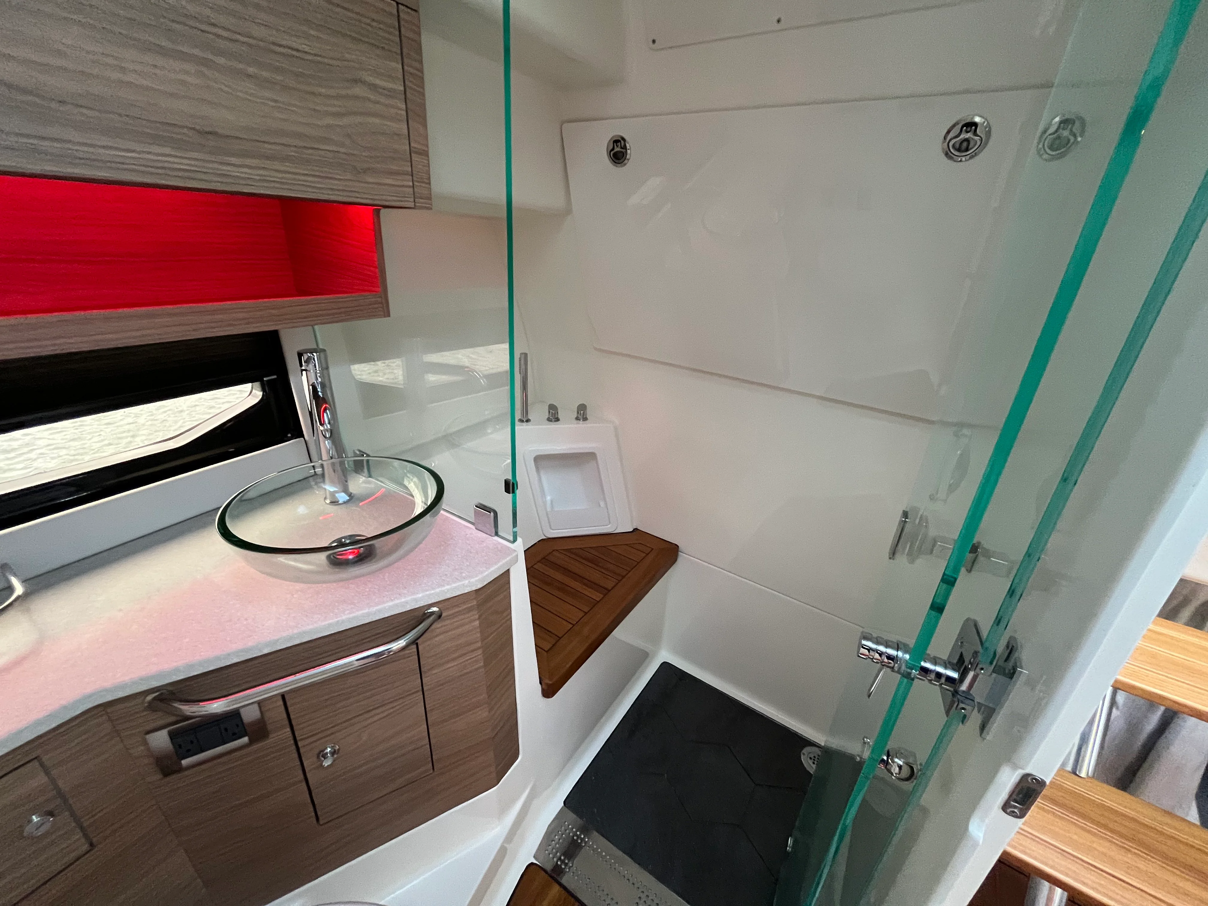 2026 Boston Whaler 365 Conquest Image Thumbnail #44