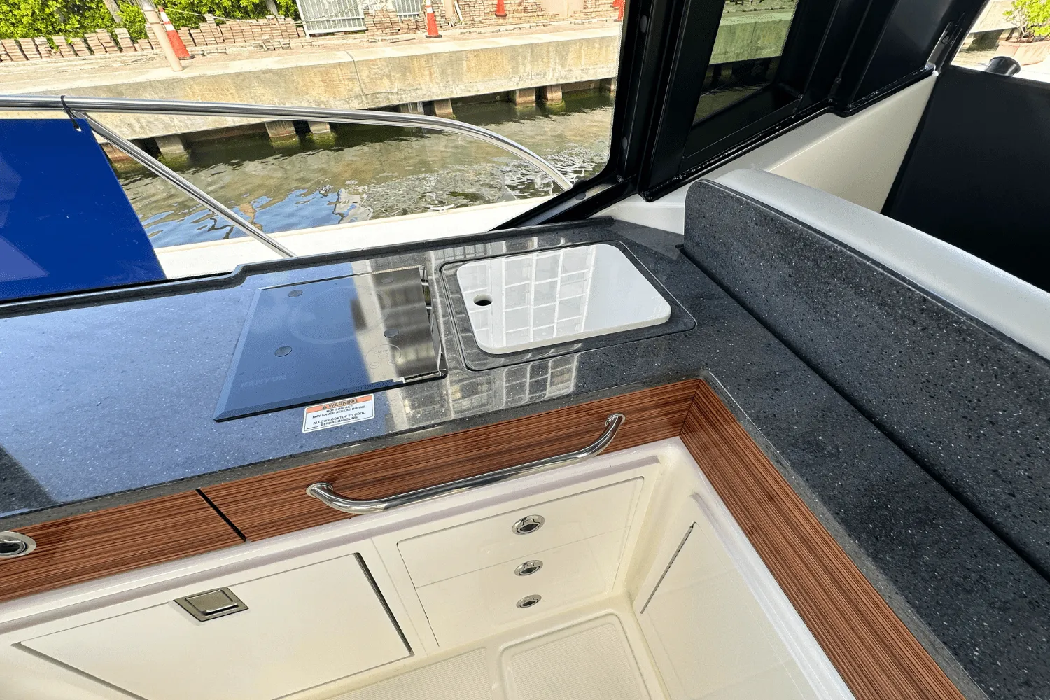2025 Boston Whaler 405 Conquest Image Thumbnail #25