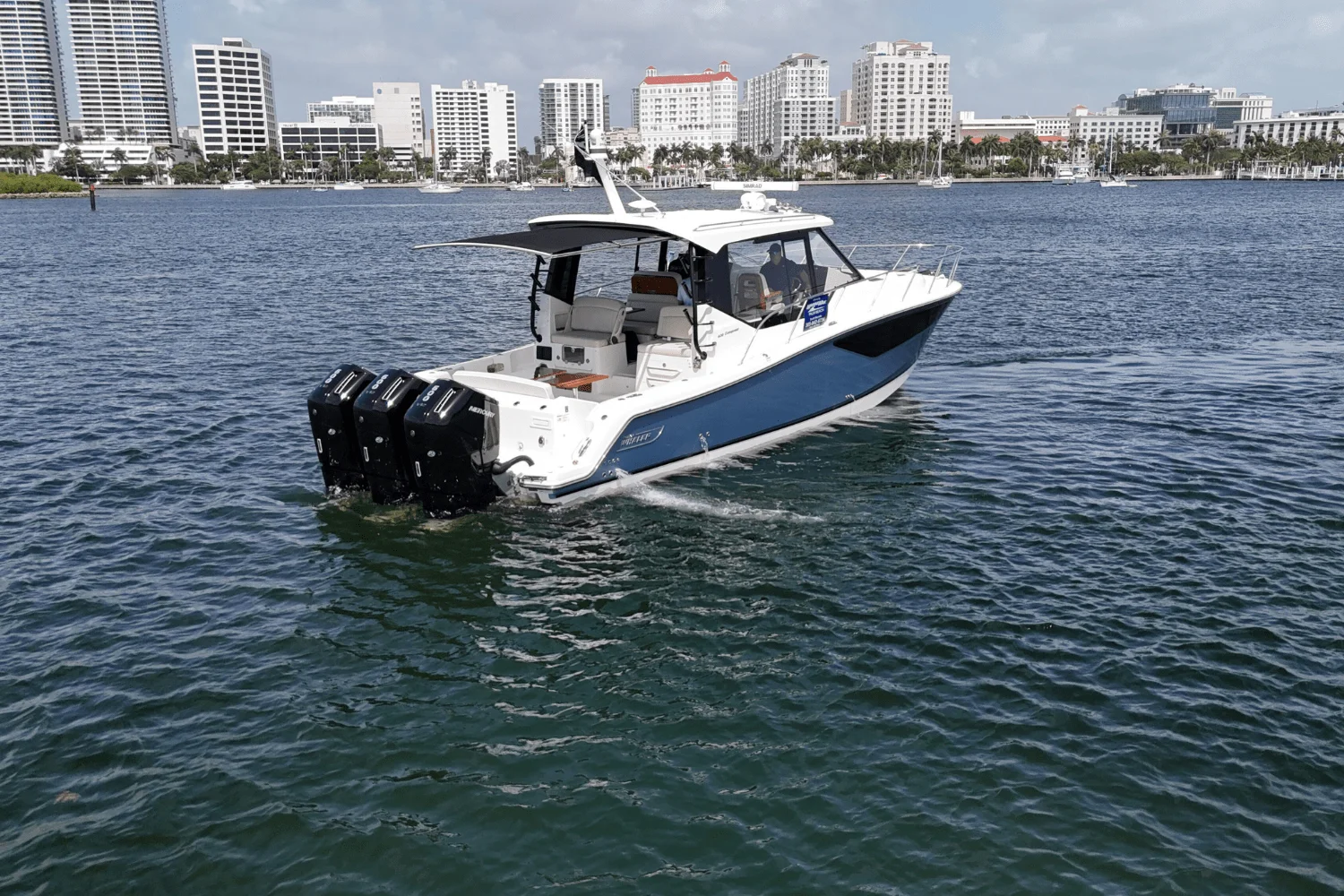2025 Boston Whaler 405 Conquest Image Thumbnail #2
