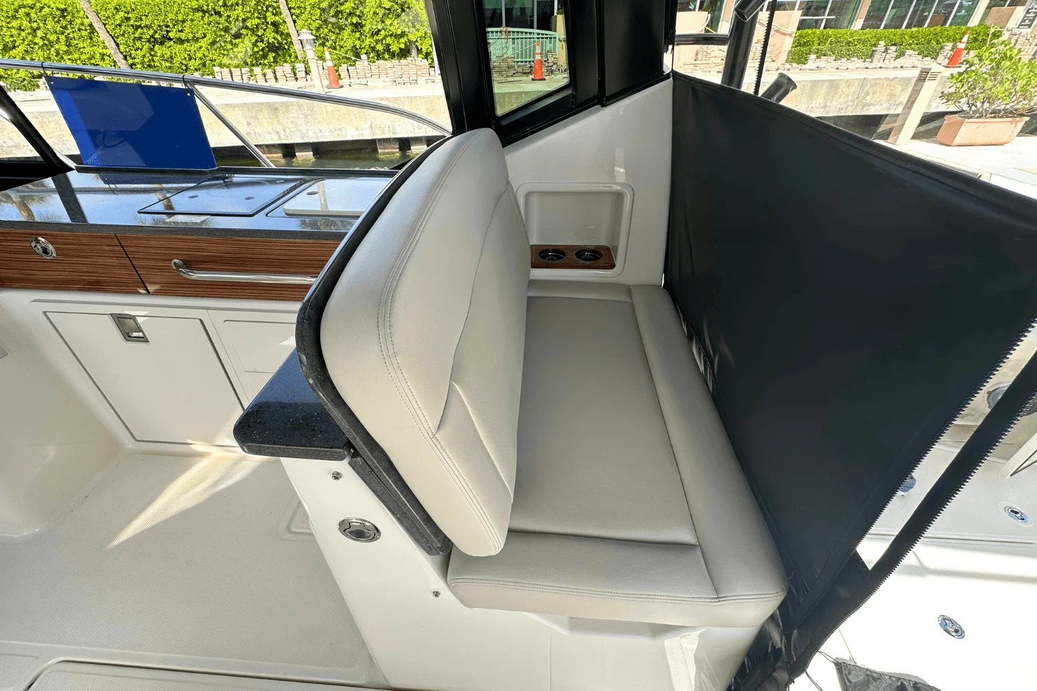 2025 Boston Whaler 405 Conquest Image Thumbnail #26