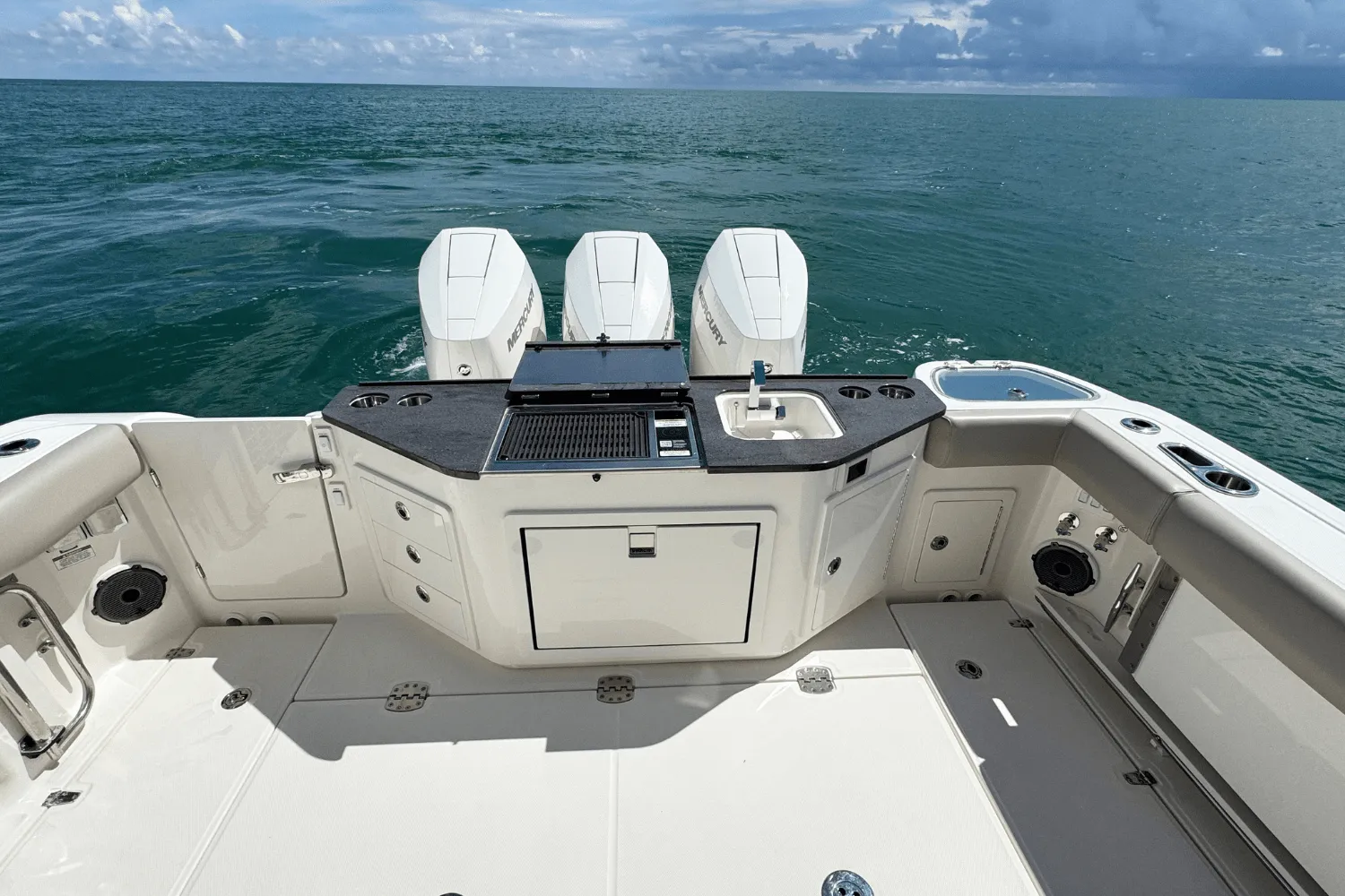 2026 Boston Whaler 365 Conquest Image Thumbnail #8