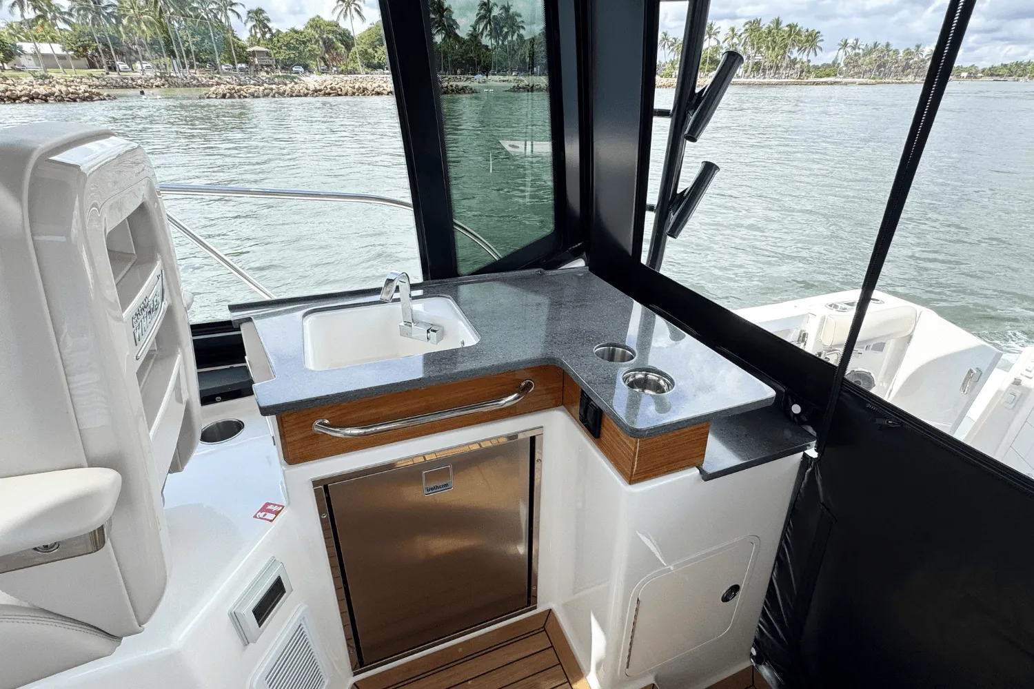 2026 Boston Whaler 365 Conquest Image Thumbnail #32