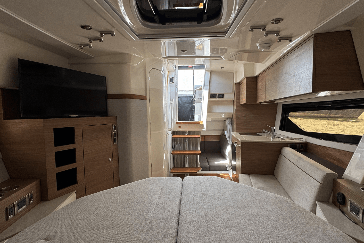 2026 Boston Whaler 365 Conquest Image Thumbnail #41